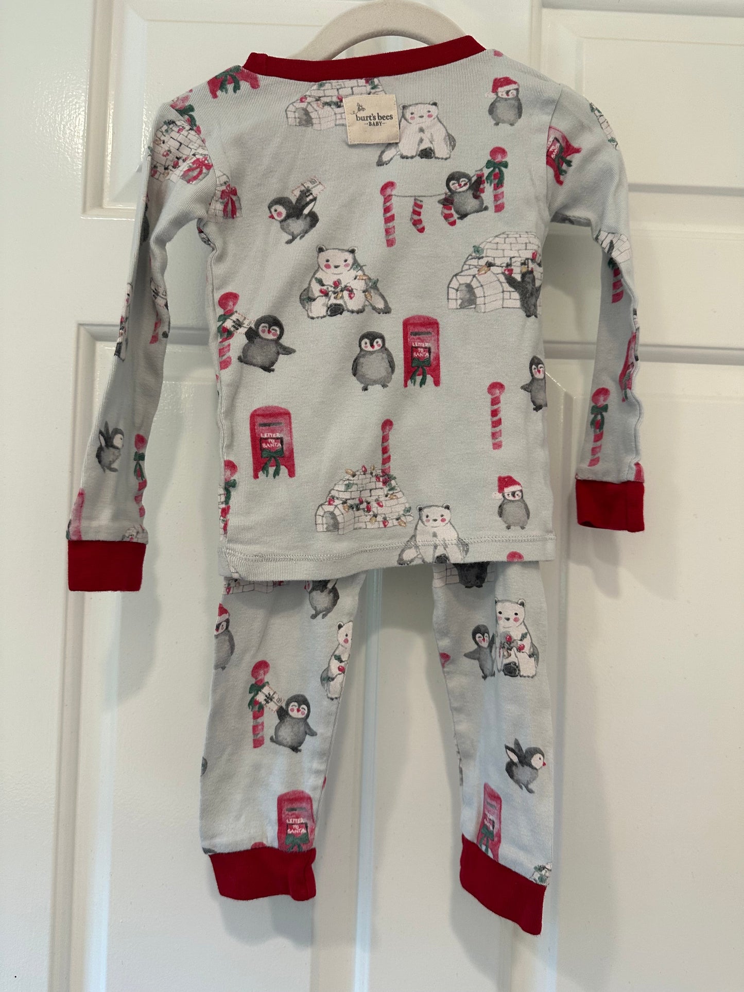 #85 REDUCED Burts Bees Winter Holiday PJs, Gen Neutral 24m