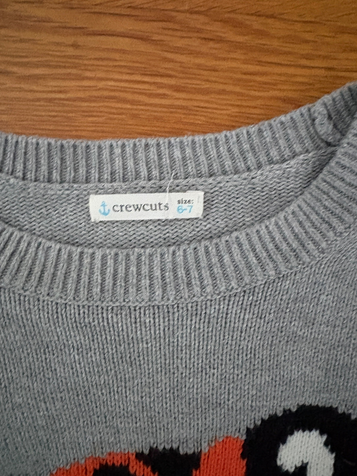 #116 Boys Girls Crewcuts bengal tiger sweater size 6-7