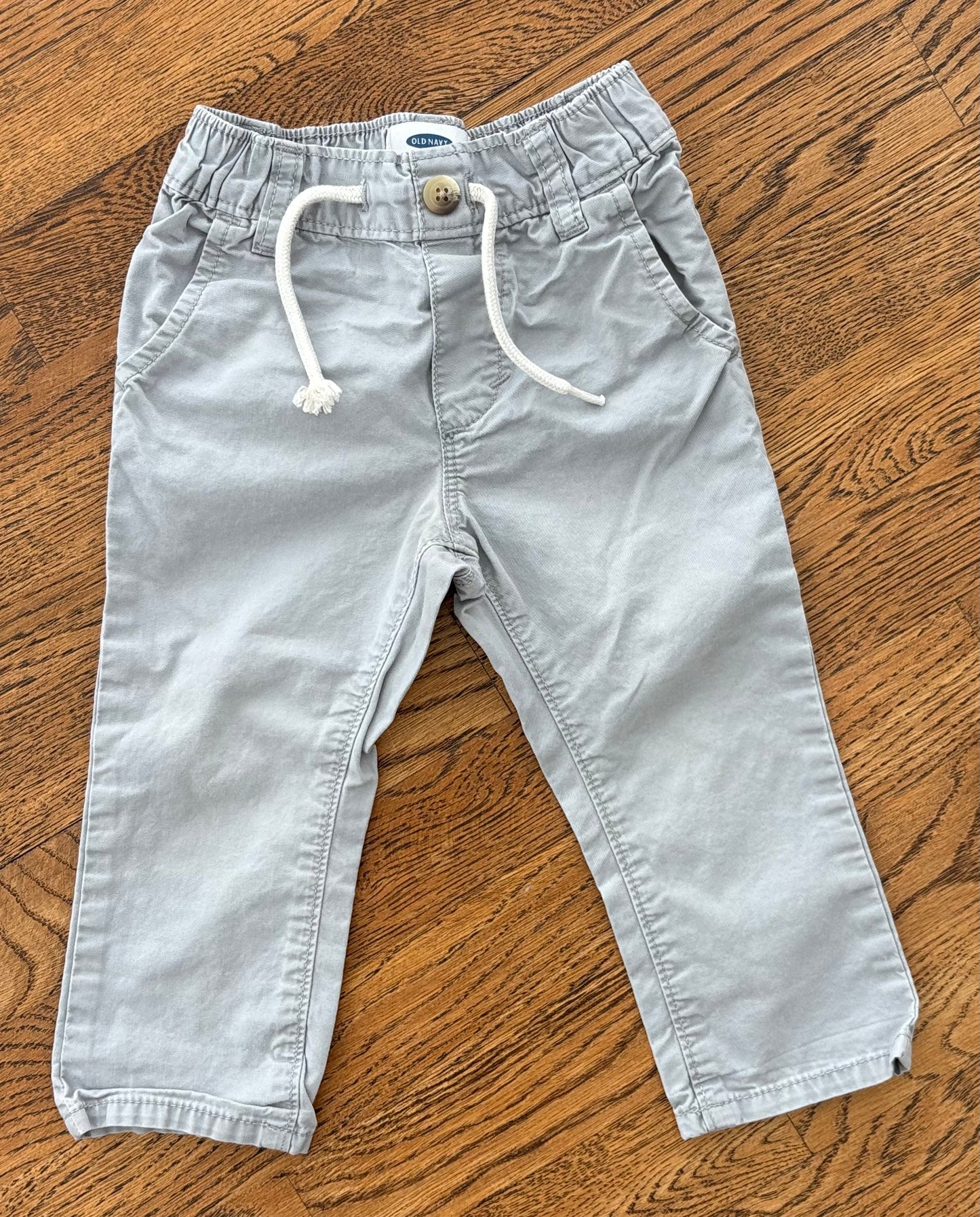 #103 • Boys • 18-24m • Old Navy • Gray Khakis