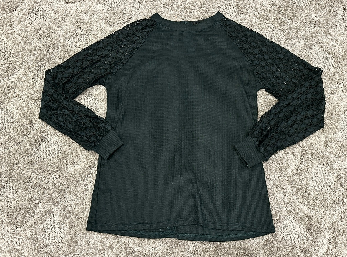 #16 - Women's Amazon Blouse - Medium