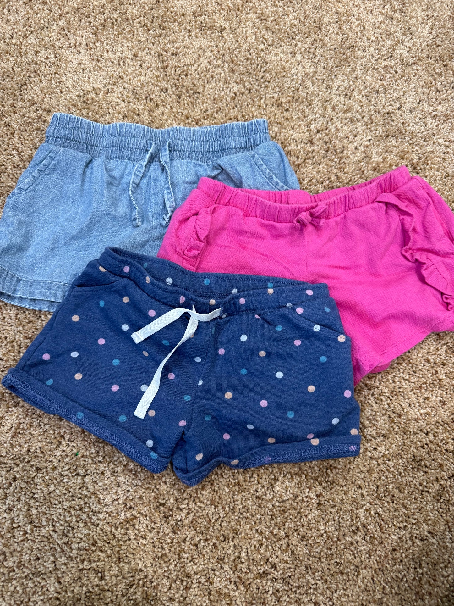 #73 girls size 6 carters shorts bundle