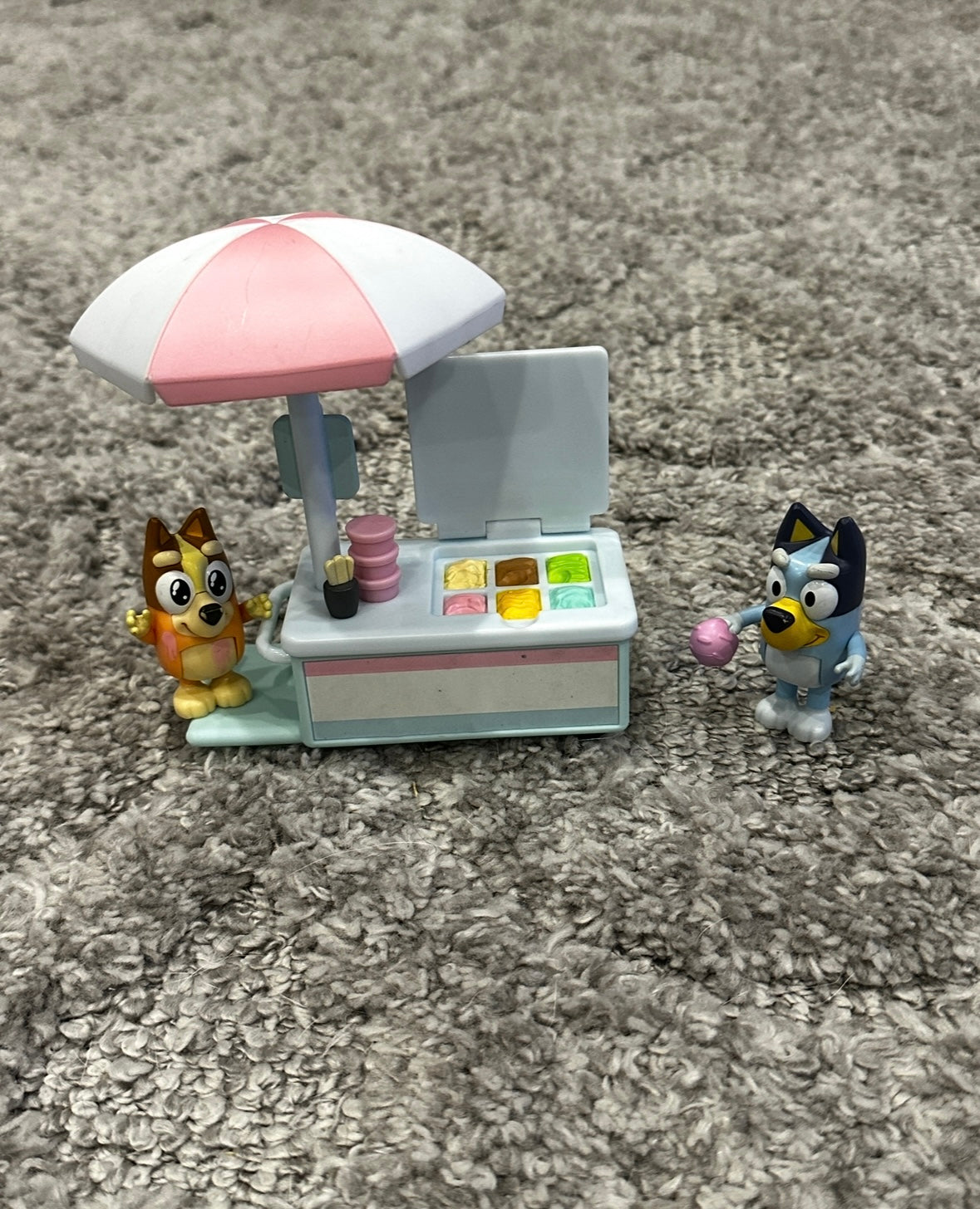 #16 - Bingo Ice Cream Stand