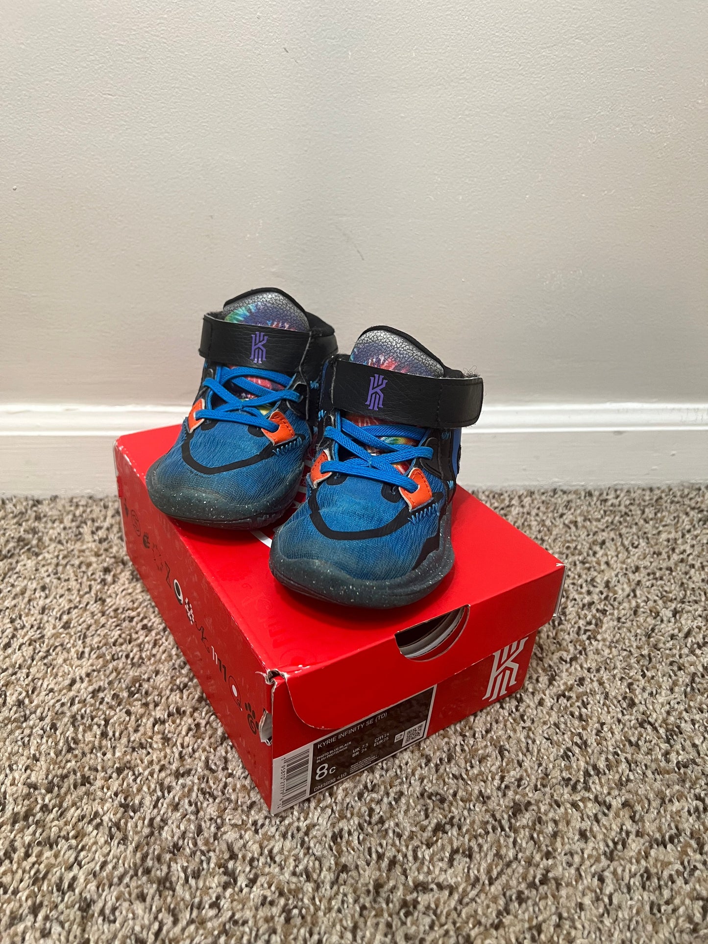 Seller 11 REDUCED boys Nike Kyrie Infinity shoes size 8C (size 2T 3T )