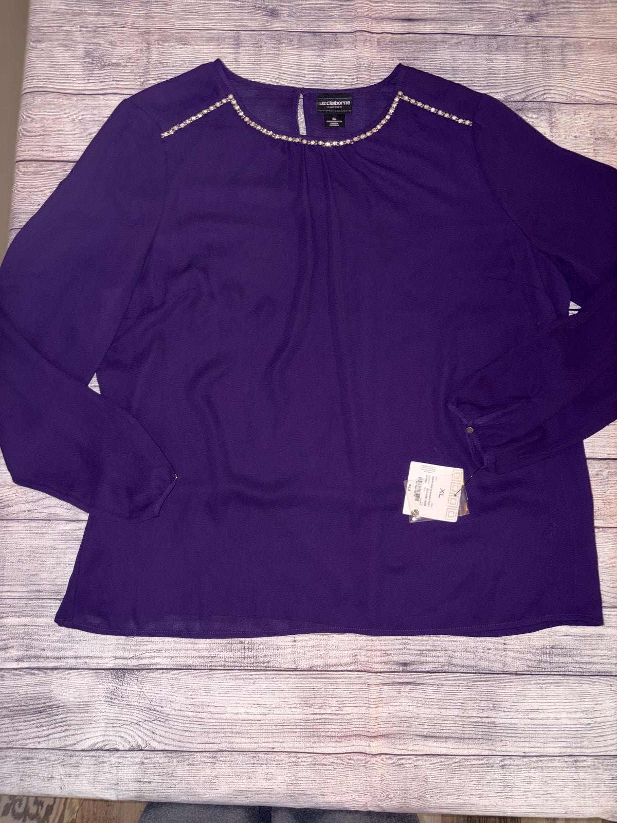 Seller 124 NEW Liz Claiborne Women’s XL Long Sleeve
