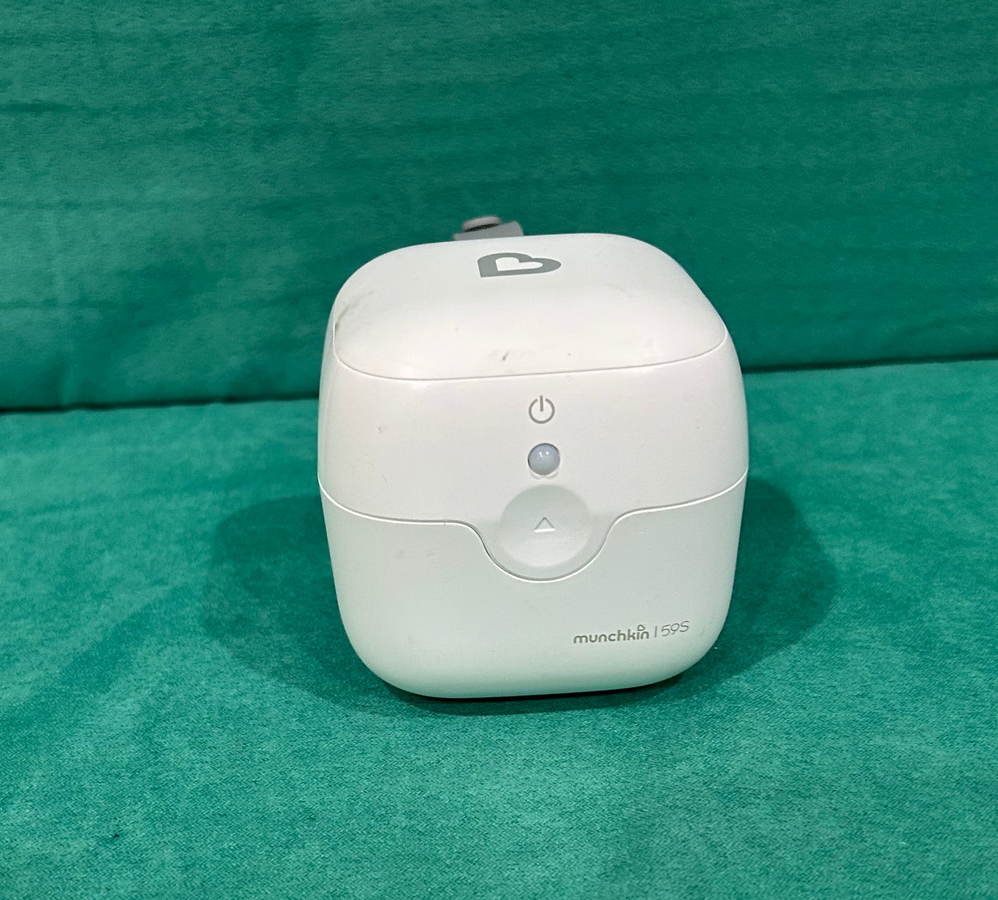 Seller 128 - Munchkin Portable UV-C Cleaner