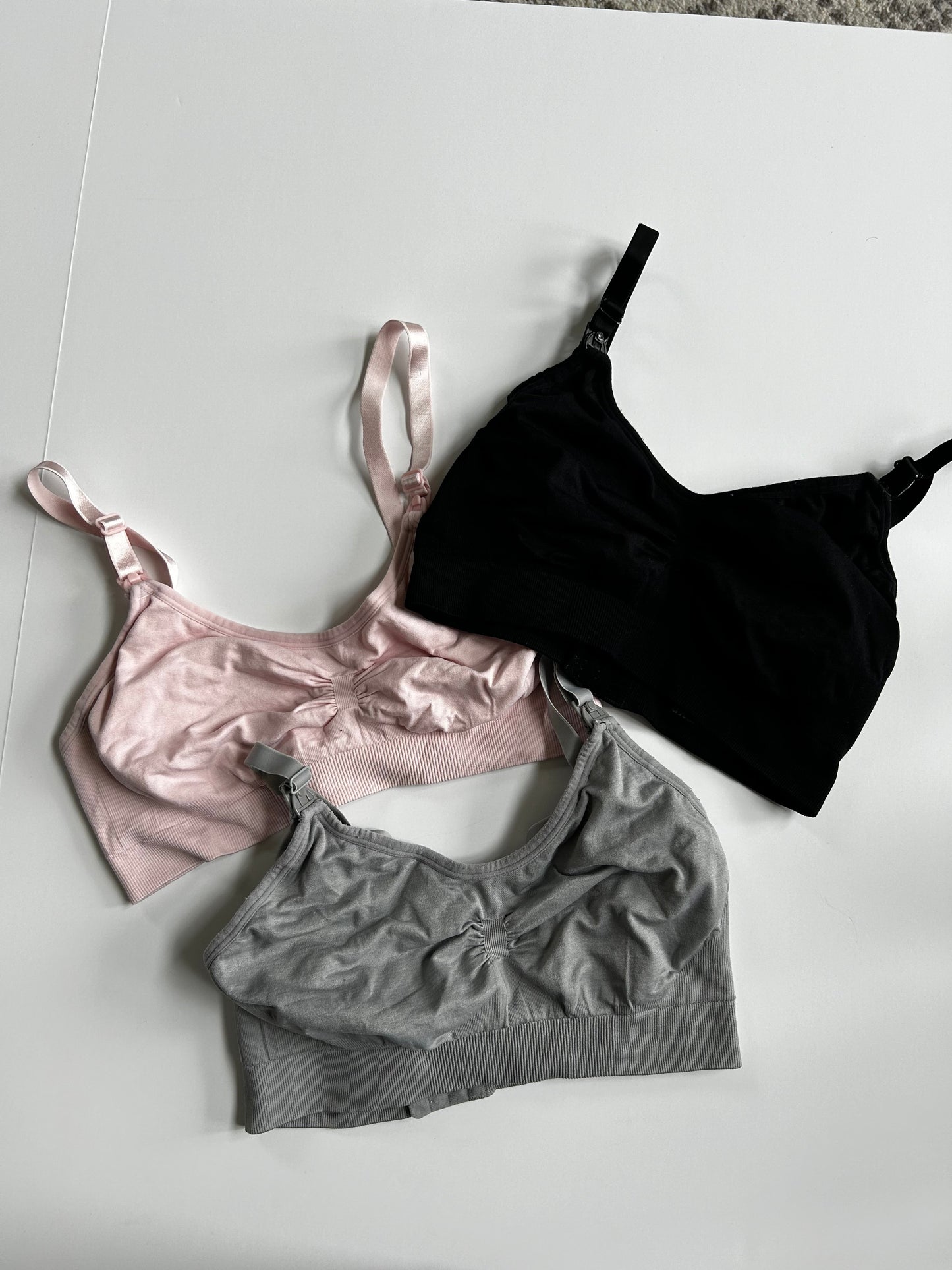 Seller #105 - Medium Nursing Bra Lot (No pads) VGUC