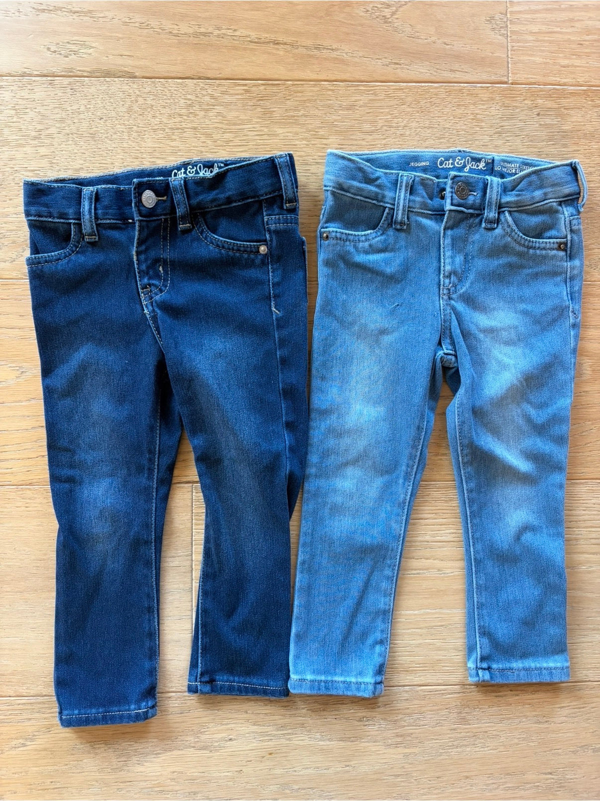 #158 Cat & Jack Girls size 2T Jean Jeggings Set