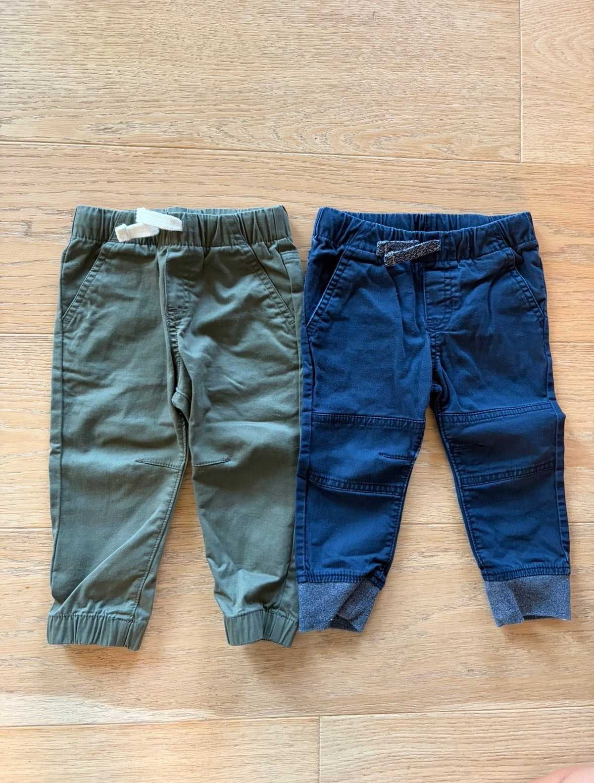 #158 Boys Size 18 Months Cat & Jack Joggers Set