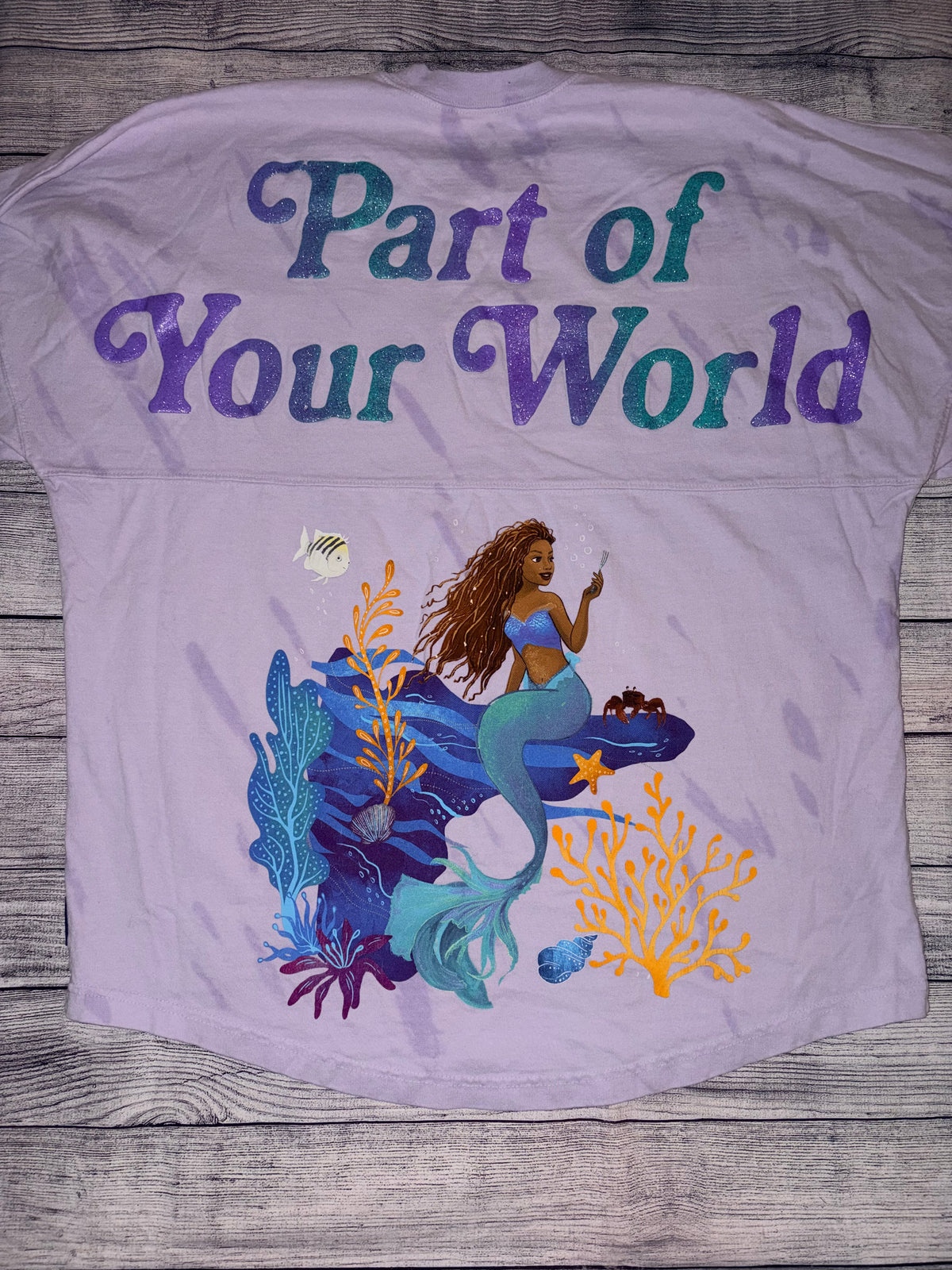 Seller 124 Disney Women’s Medium Ariel Pullover