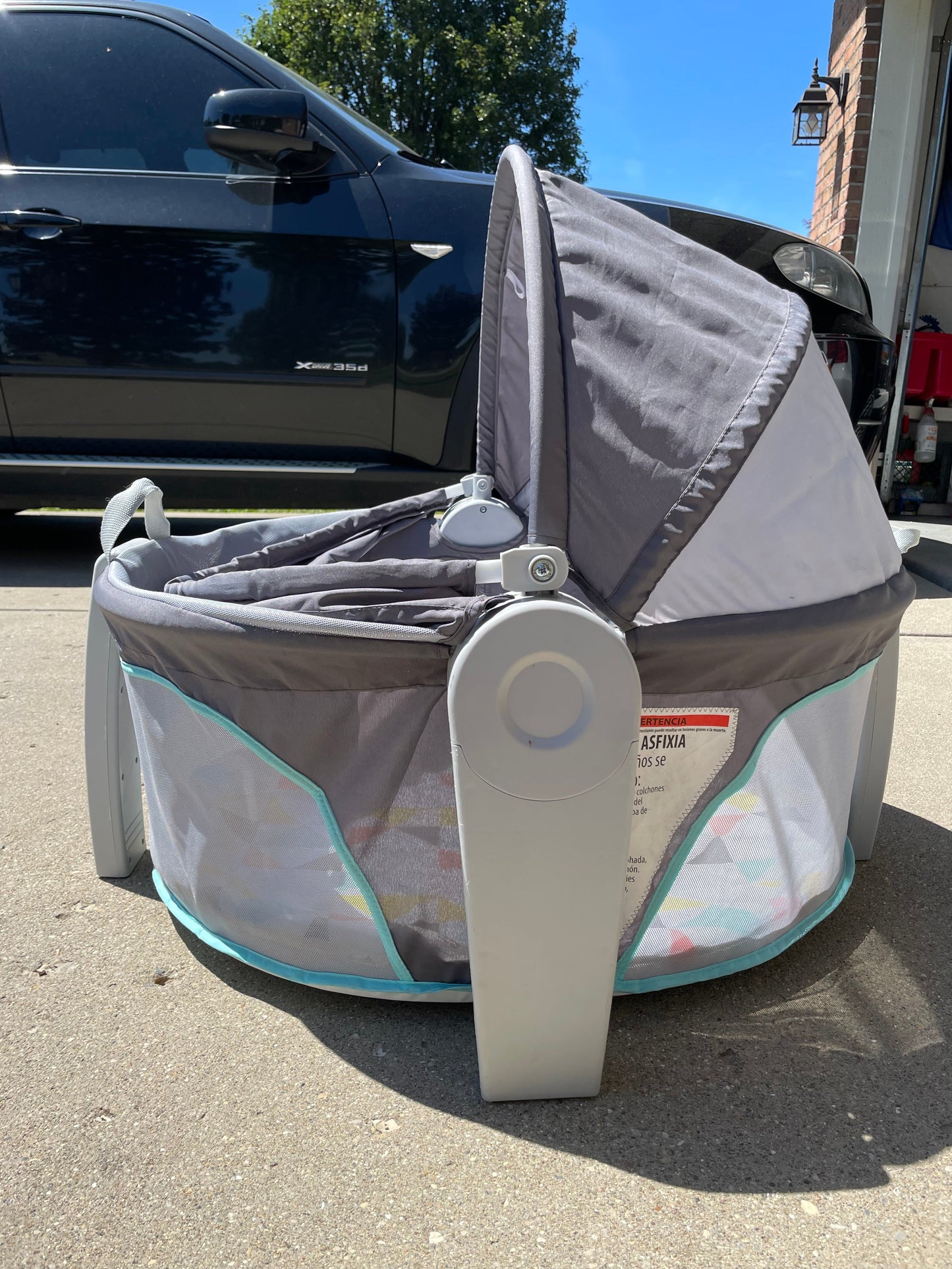 #3 Fisher Price portable baby dome