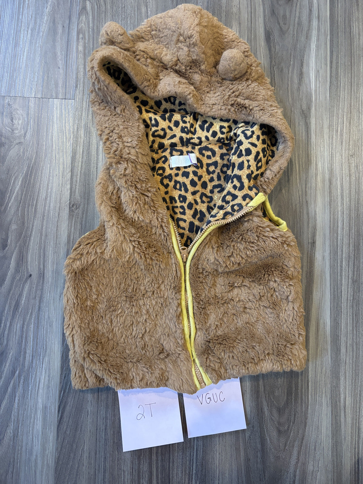 #138 - 2T VGUC Brown Bear Hoodie Vest