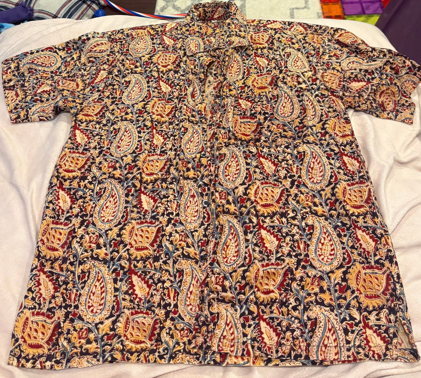REDUCED #145 Men's L Button Up Short Sleeve Paisley Shirt