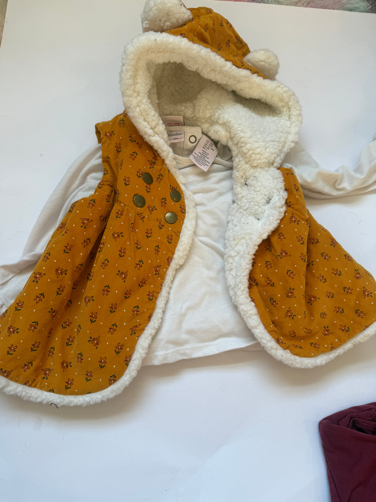 #170 Catherine Malandrino Yellow faux fur lined hooded yellow and floral vest with long sleeve shirt