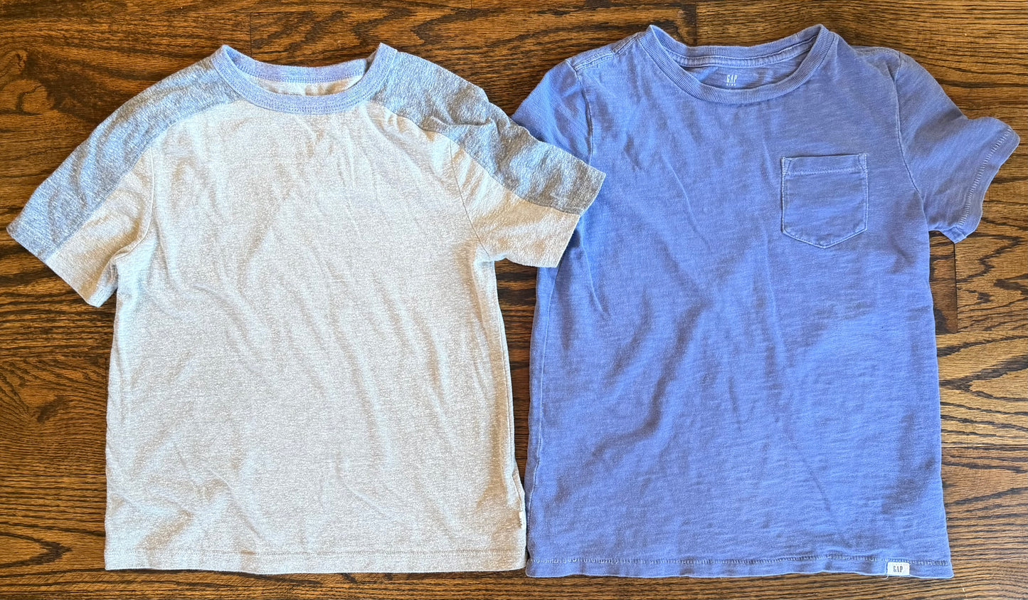 #28 Gap Boys Crew Neck Shirts Set of 2, size S (6-7)