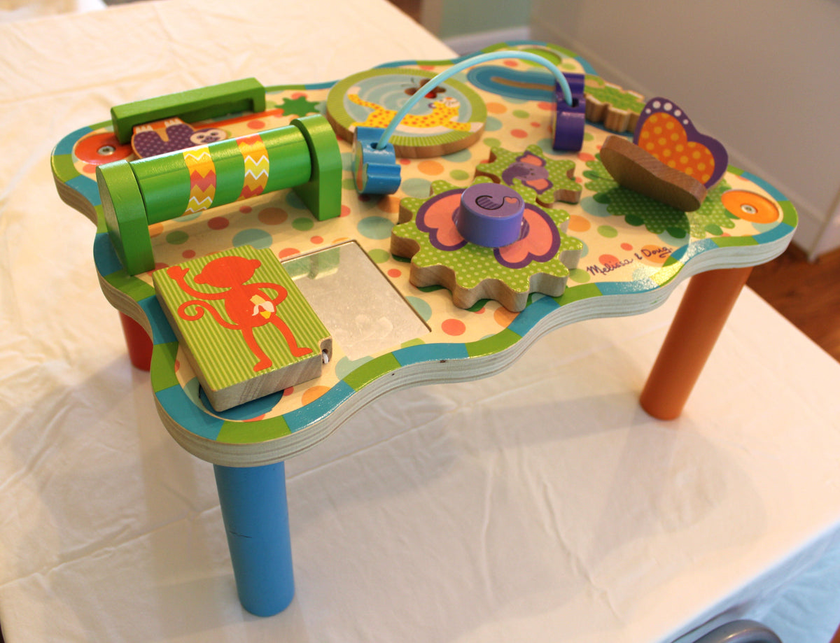 #168 Melissa & Doug Activity Table