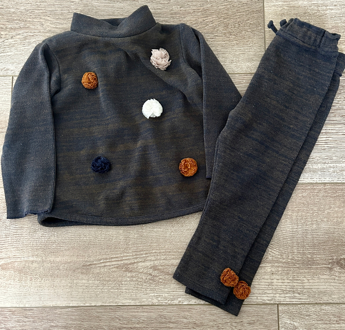 #15 Zara 18-24m Neutral Set