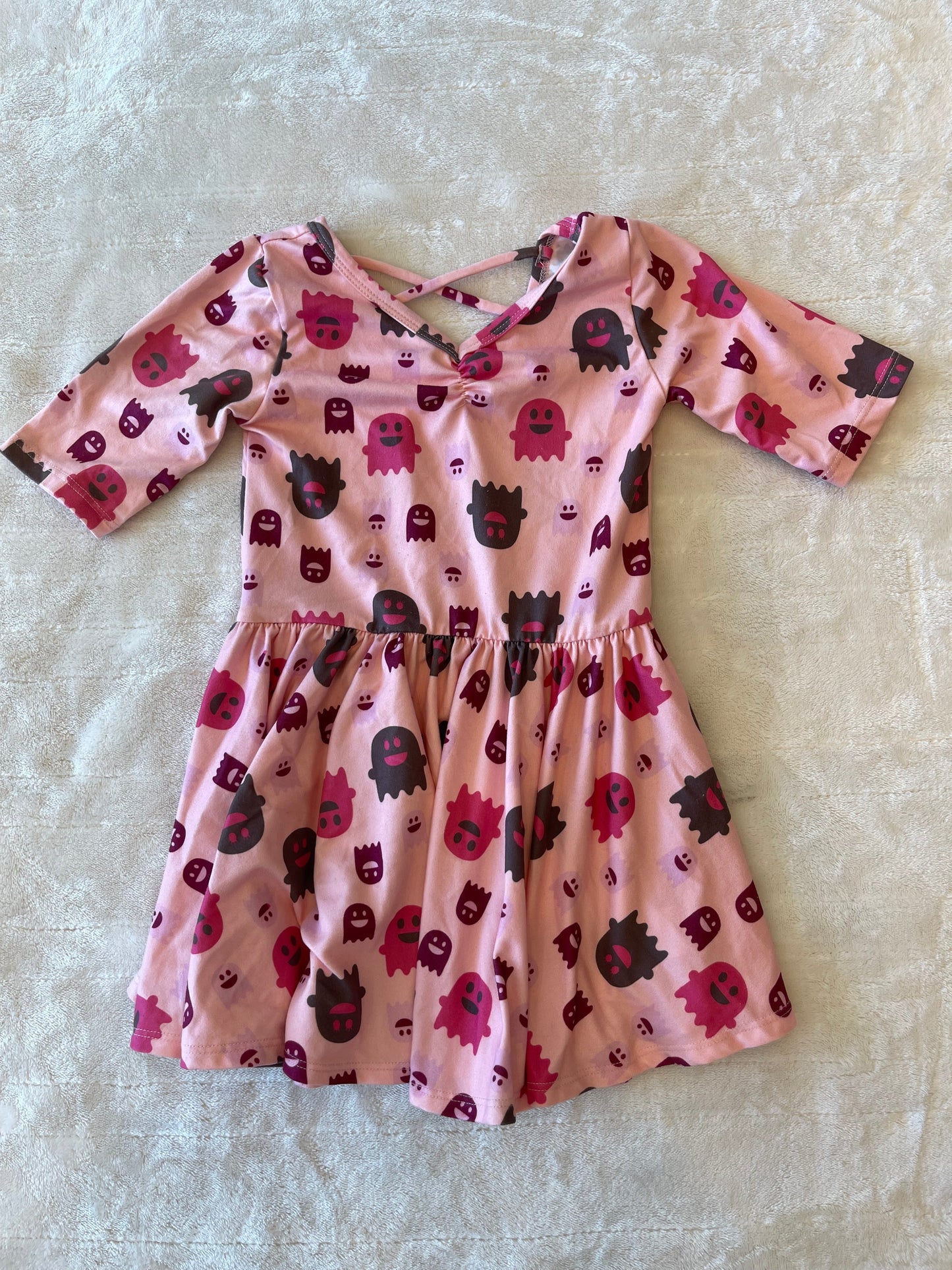 #212 dot dot smile dress size 2T perfect for Halloween month!