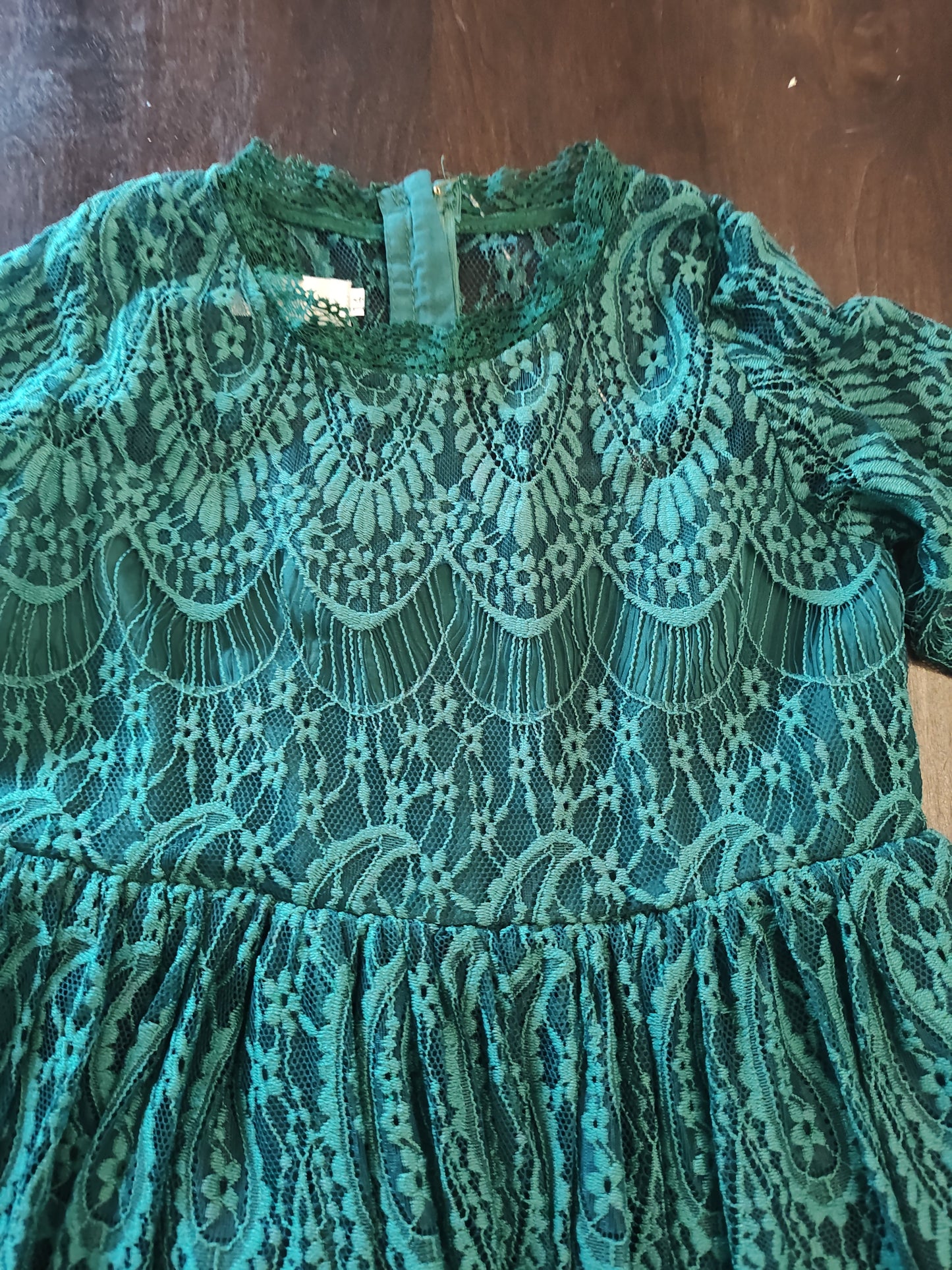 Seller 185: Trish Skully Girls Emerald Lace Dress (Size 14, runs like a 12)