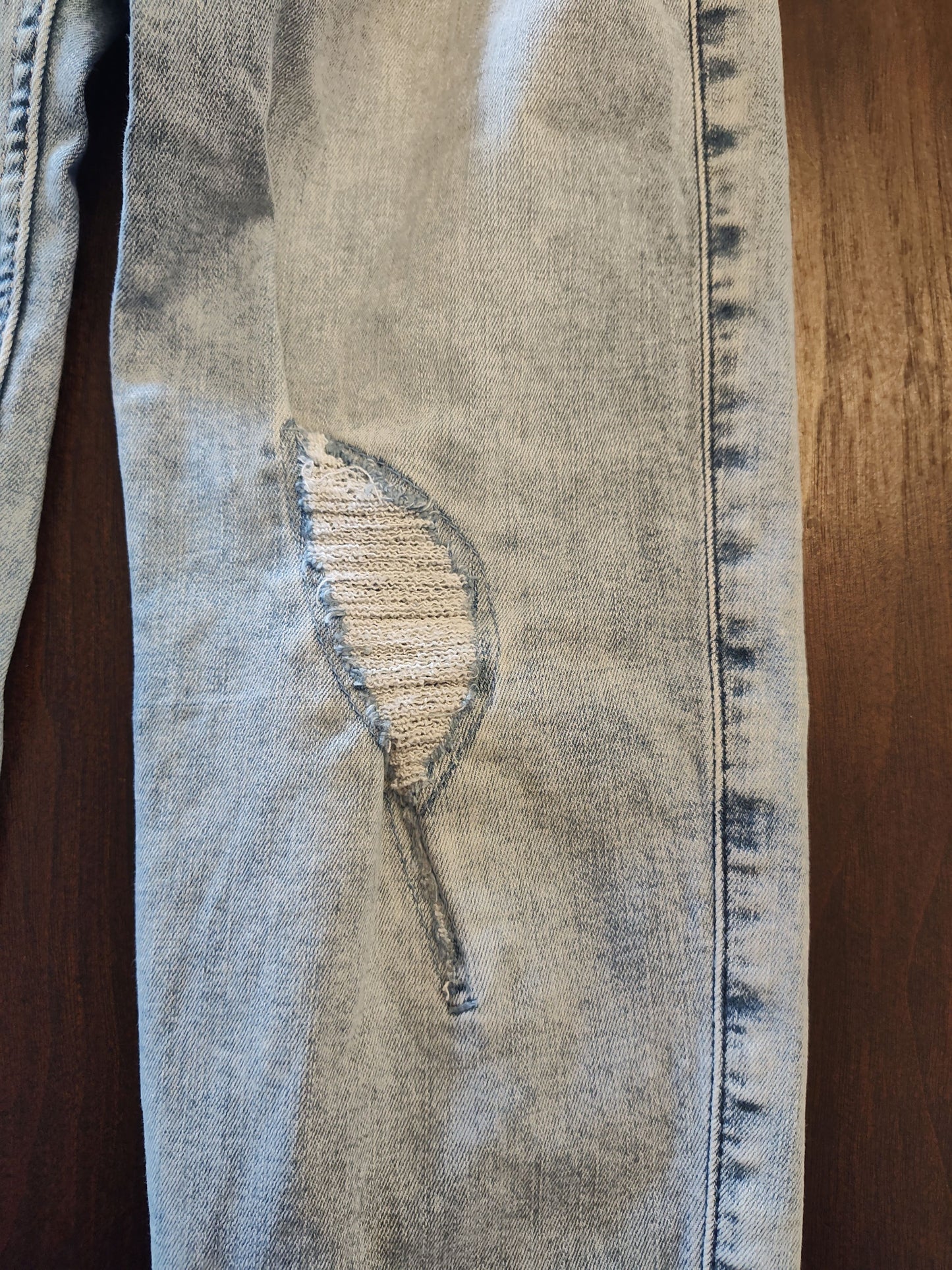 Seller 185: Abercrombie Kids Girls jeans size 11/12 slim