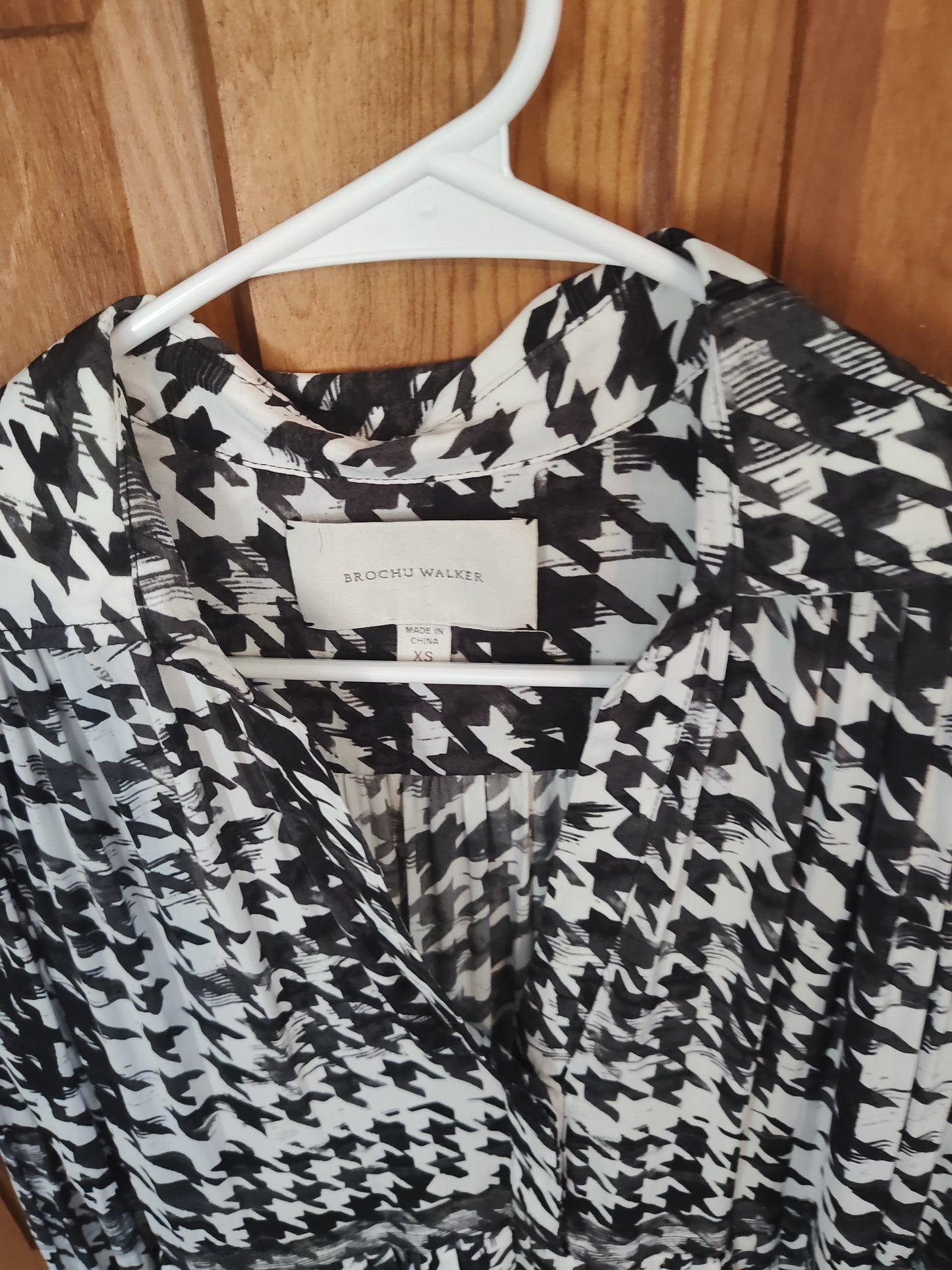 Seller 185: Brochu Walker Women's Houndstooth Black/White Midi Pleated Dress Size XS Retail $598