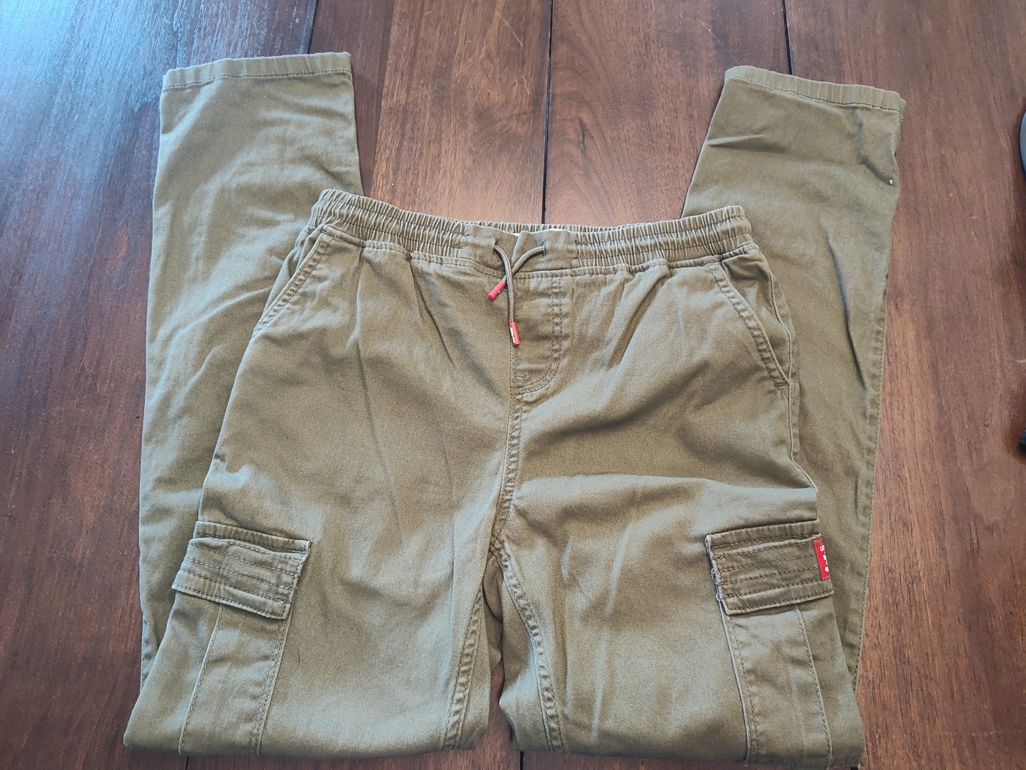 Seller 185: 2 pairs of boys pants (Levi's and cat n jack) Size 16