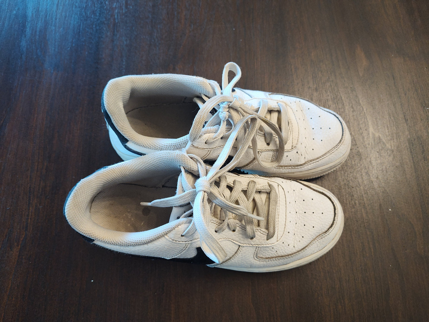 Seller 185: Nike Air Force 1s Girls size 6.5 youth