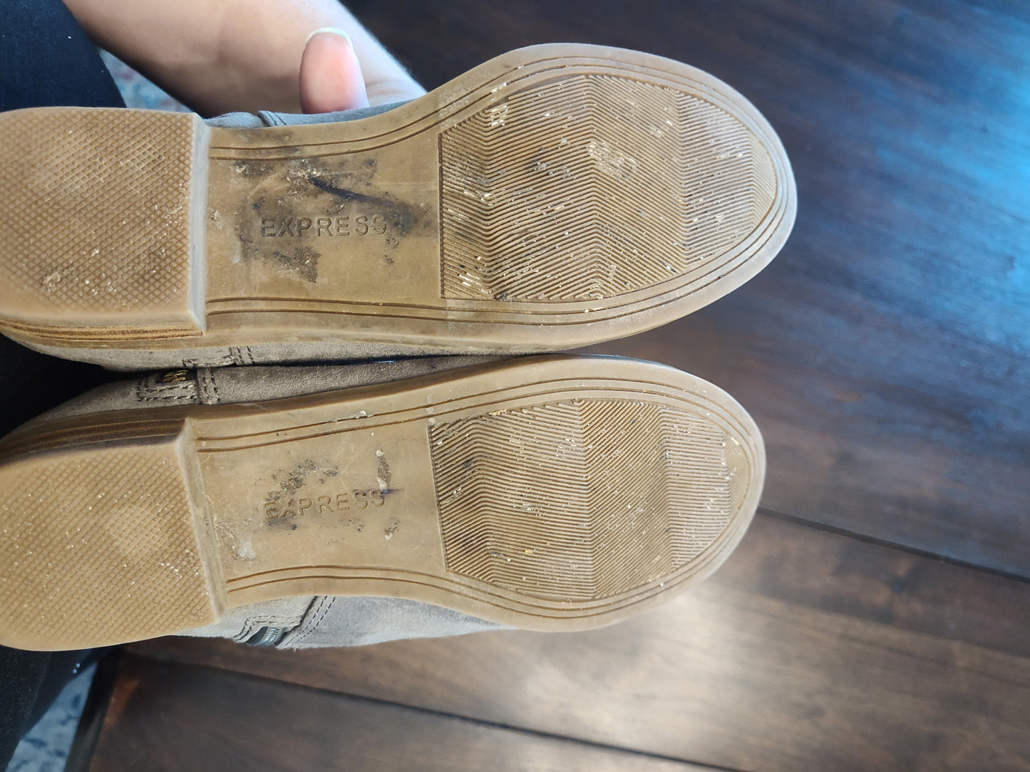Seller 185: Express Women's boots size 6