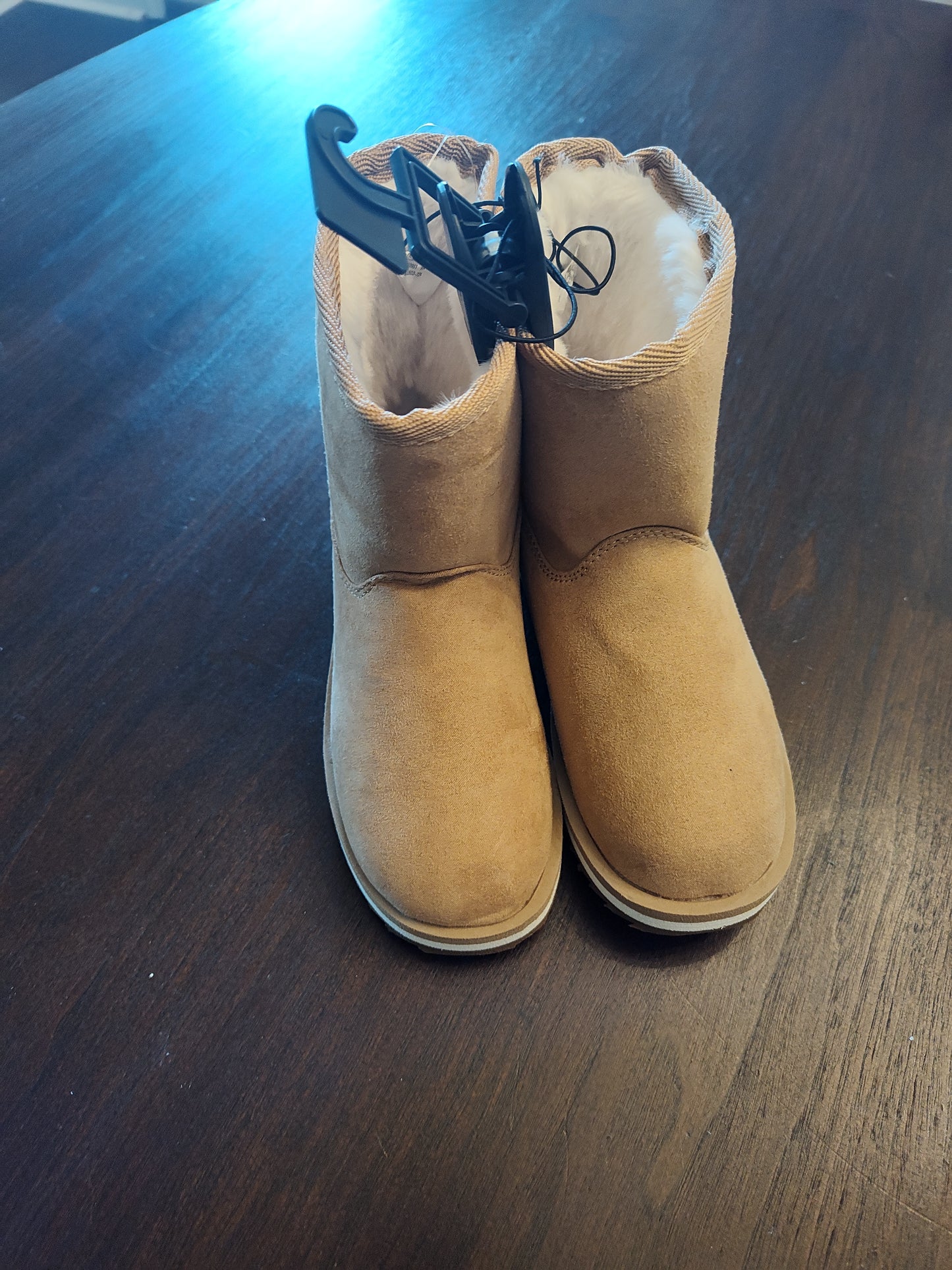 Seller 185: Wonder Nation New Boots size 13c NEW