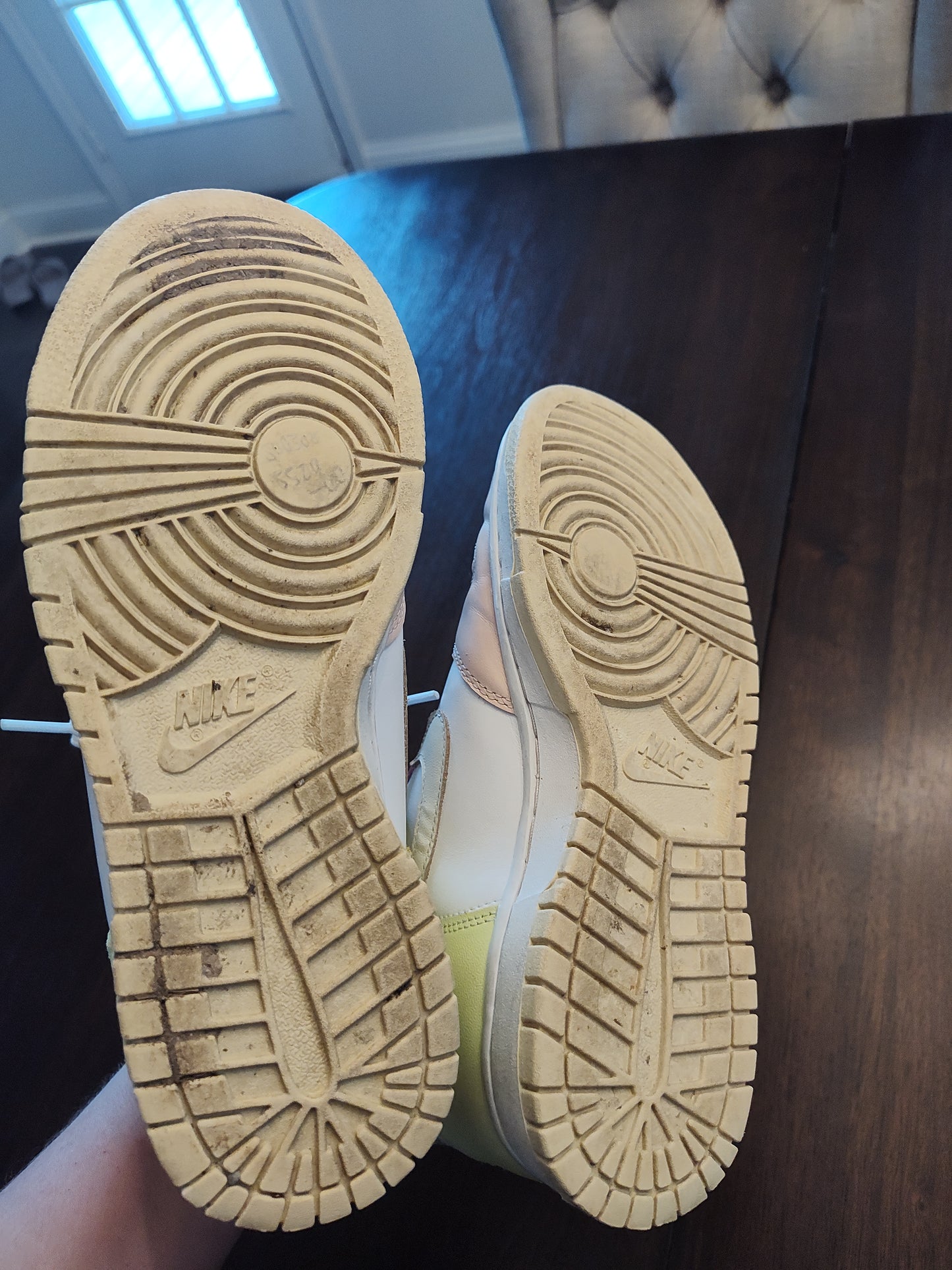 Seller 185: Nike Women's Shoes size 7.5