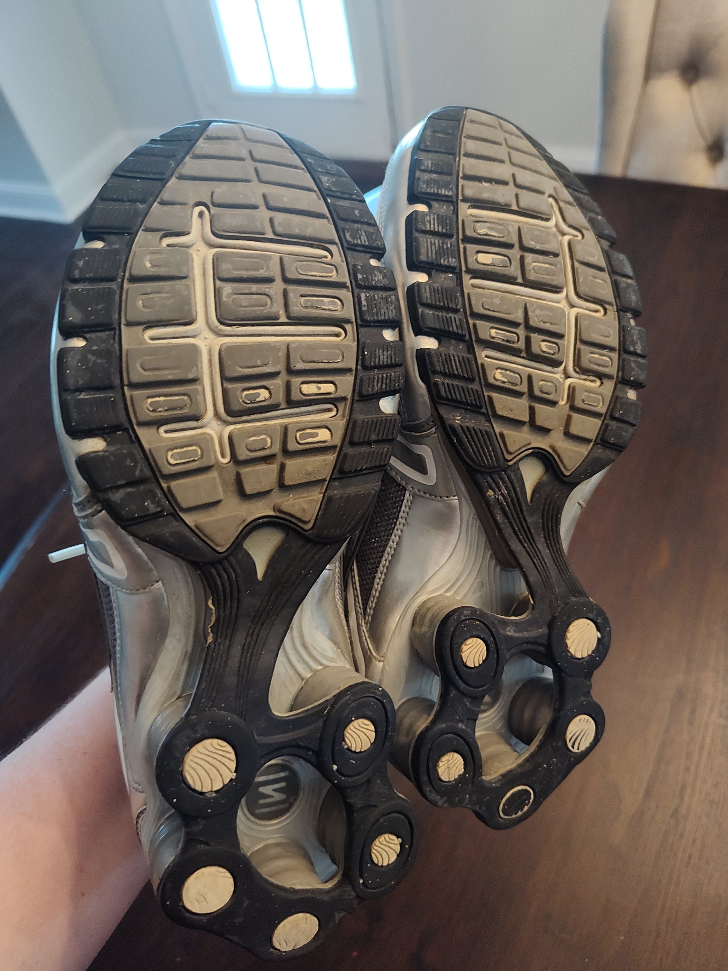 Seller 185: Nike Reveal 3 Women's Size 6.5 Grey