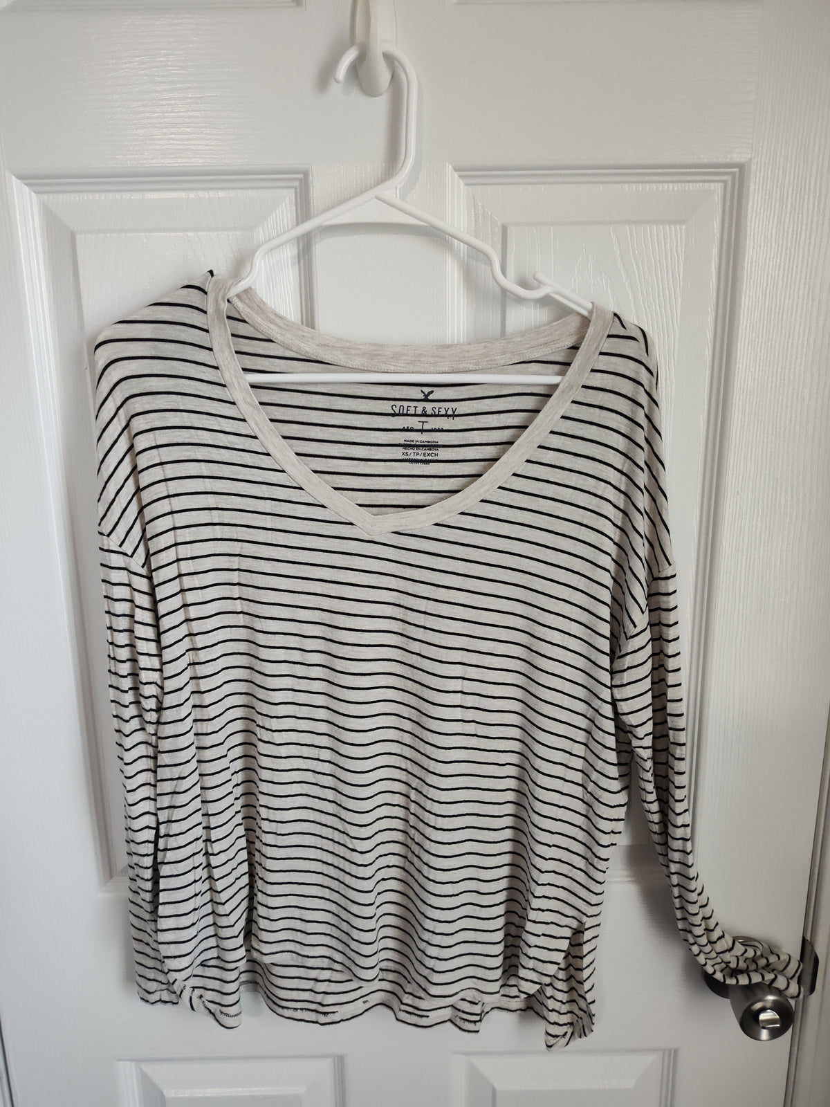 Seller 189: American Eagle Striped Soft N Sexy Top Women's size XS