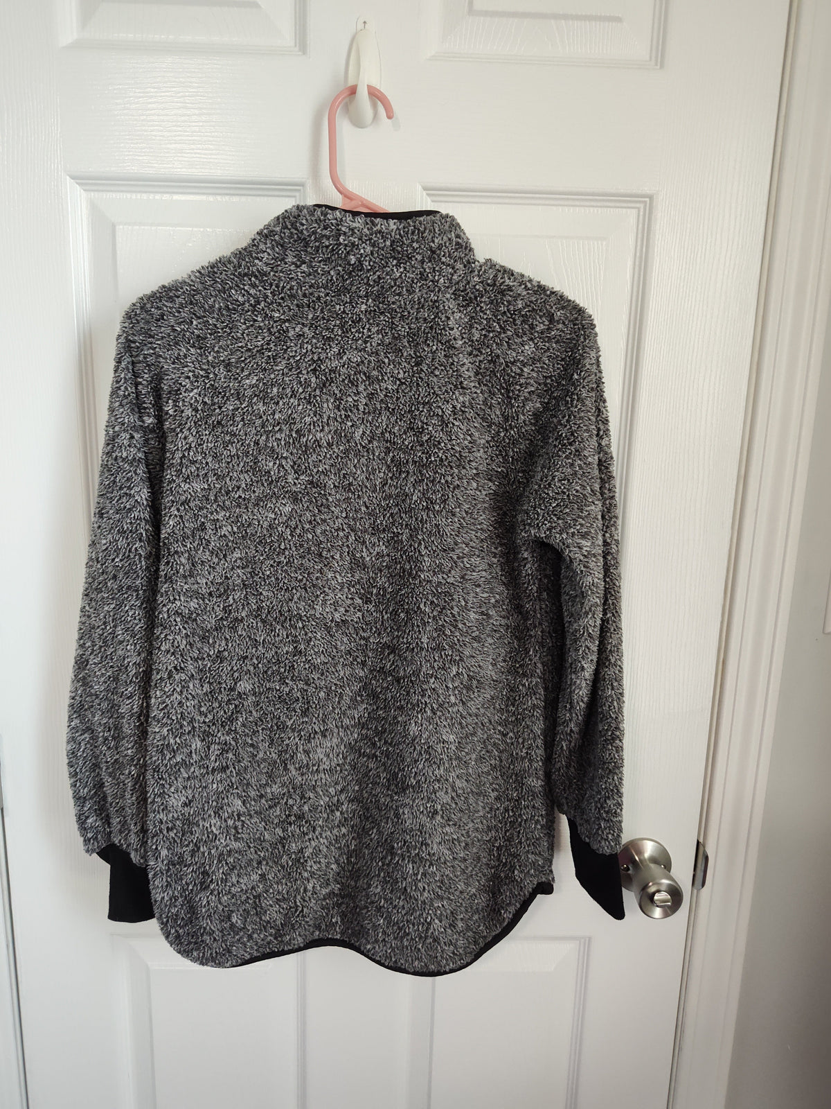 Seller 189: Grey/Black Pullover Jacket Size Small women's