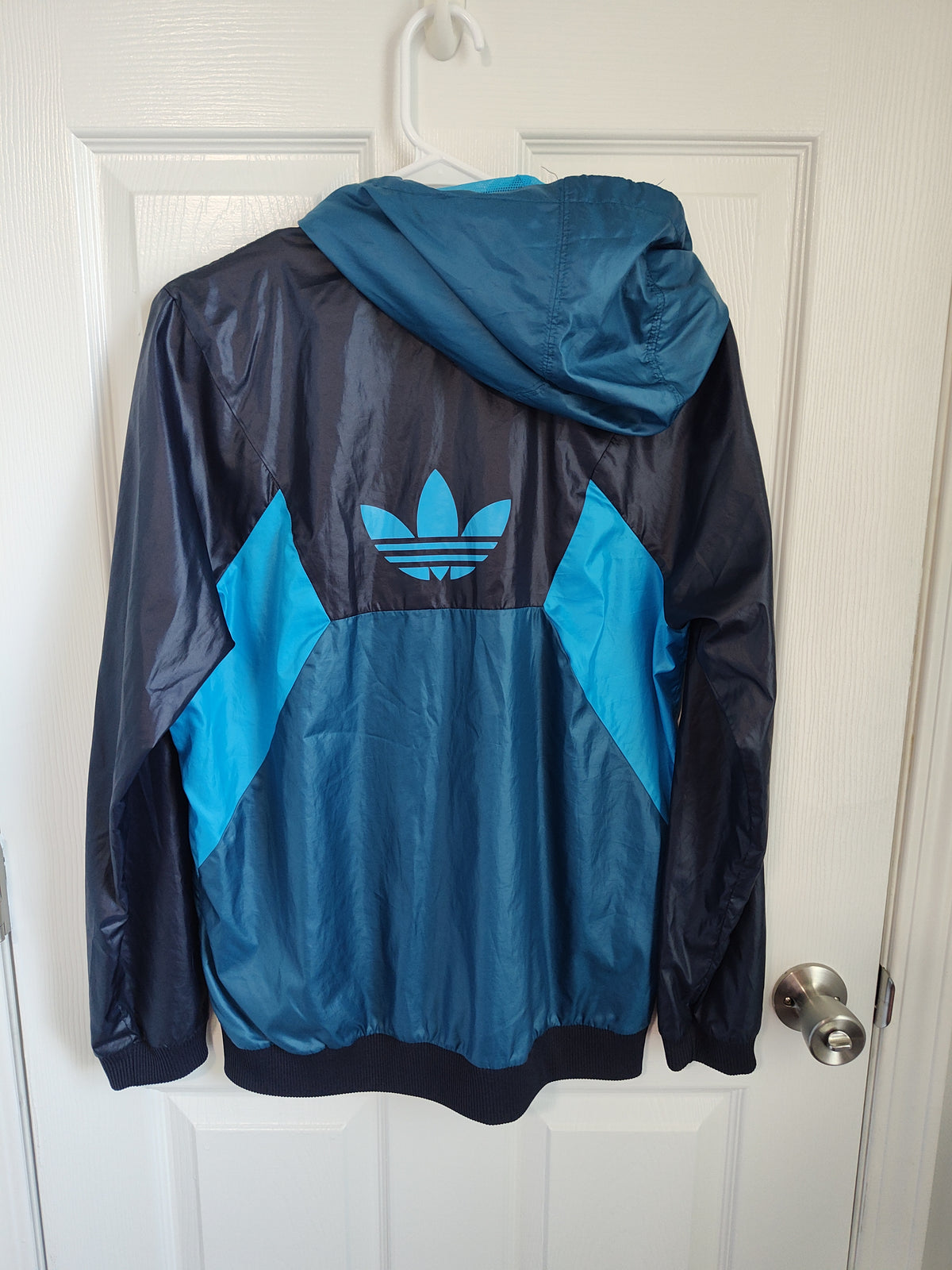 Seller 189: Boys Adidas sweat/rain jacket size 13/14