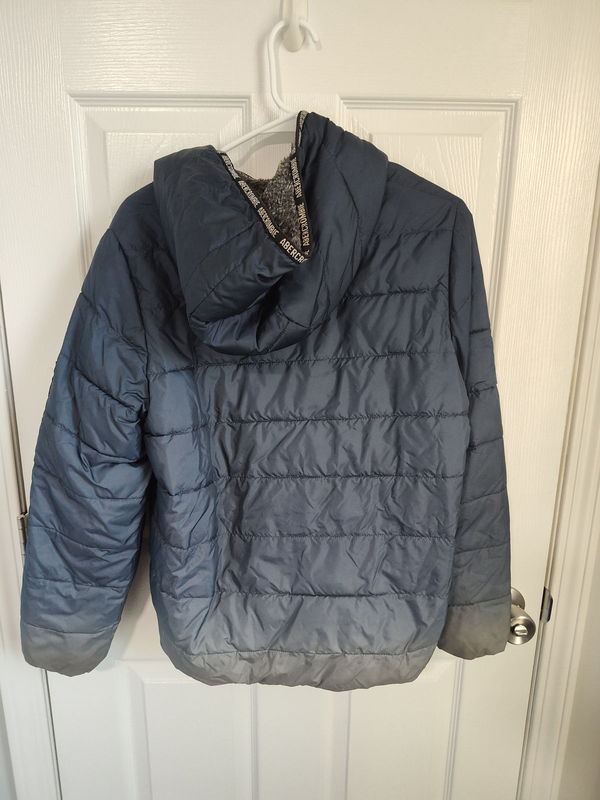 Seller 189: Abercrombie ombre coat boys size 15/16