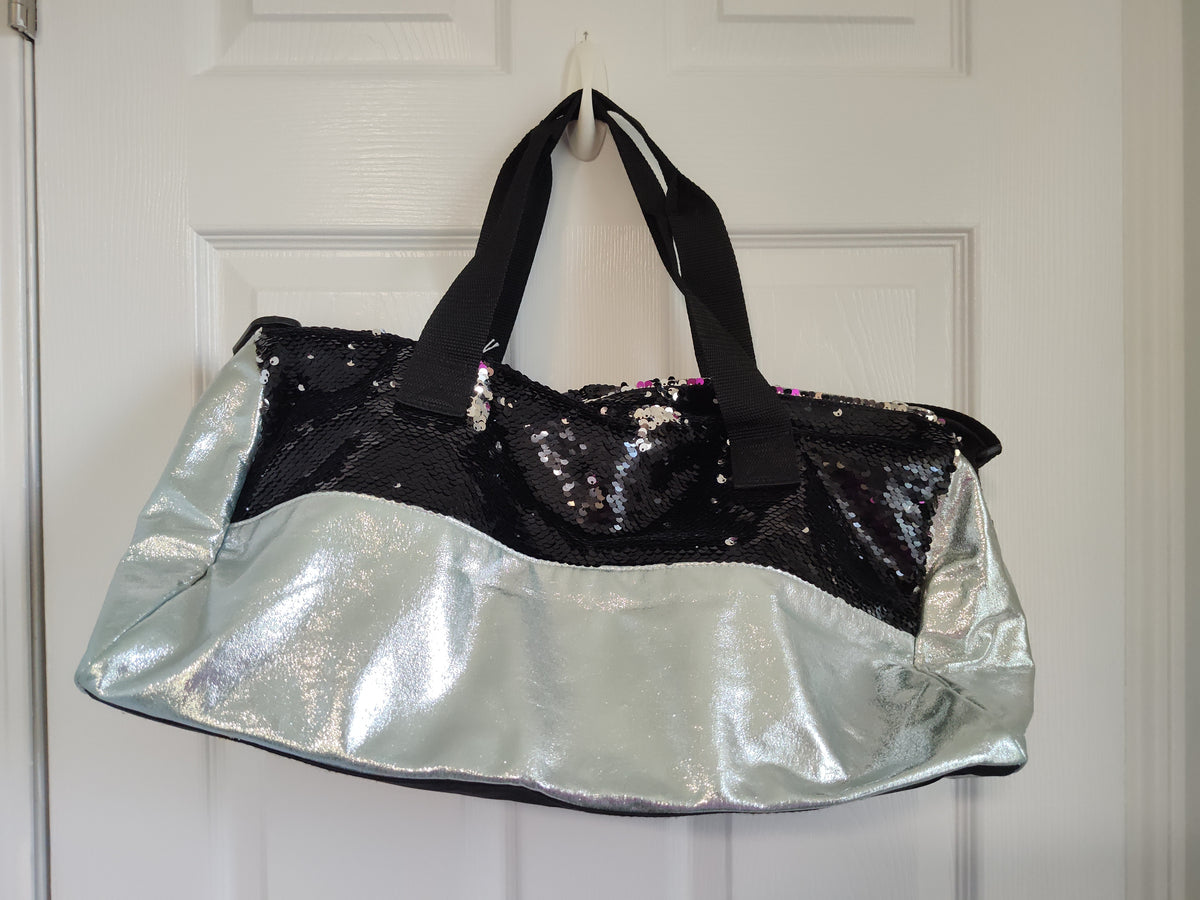 Seller 189: Justice Hoops Basketball/duffel bag