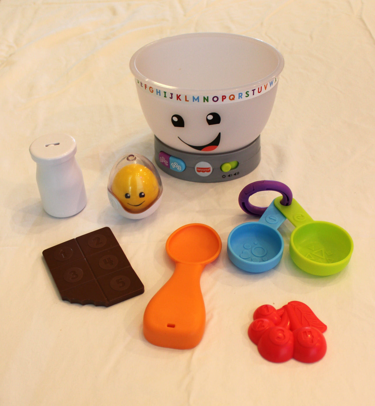 #168 Fisher Price Mixing Bowl
