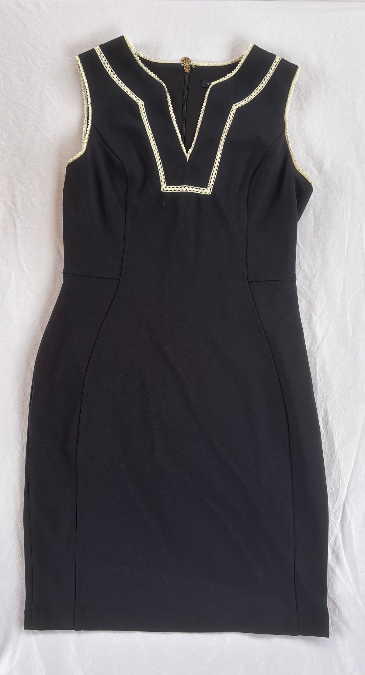 #119 Tommy Hilfiger size 6, navy dress