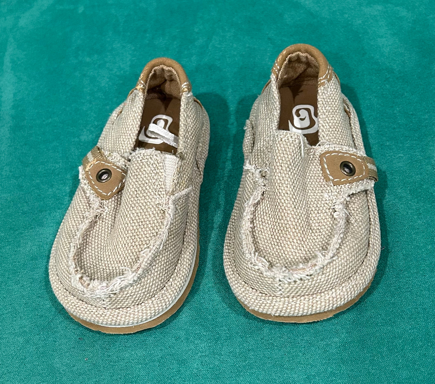Seller 128 - The Childrens Place Size 4 Boys Shoes