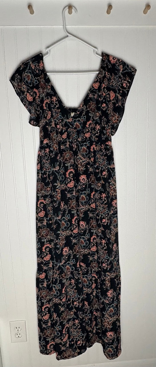 #39 Women's S Universal Threads floral maxi dress