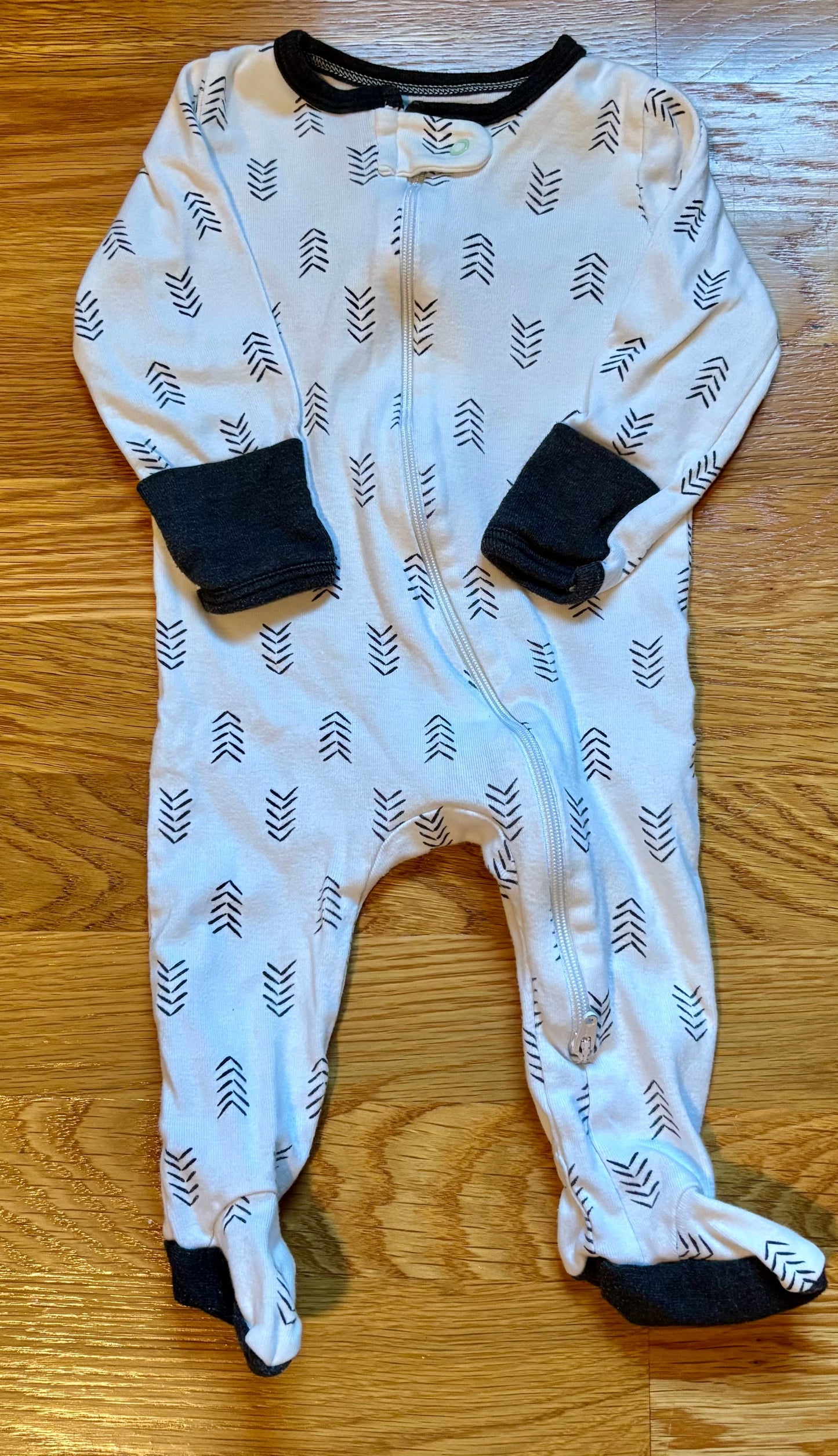 REDUCED Seller #139 Gender Neutral Sleepers 3-6M - set of three