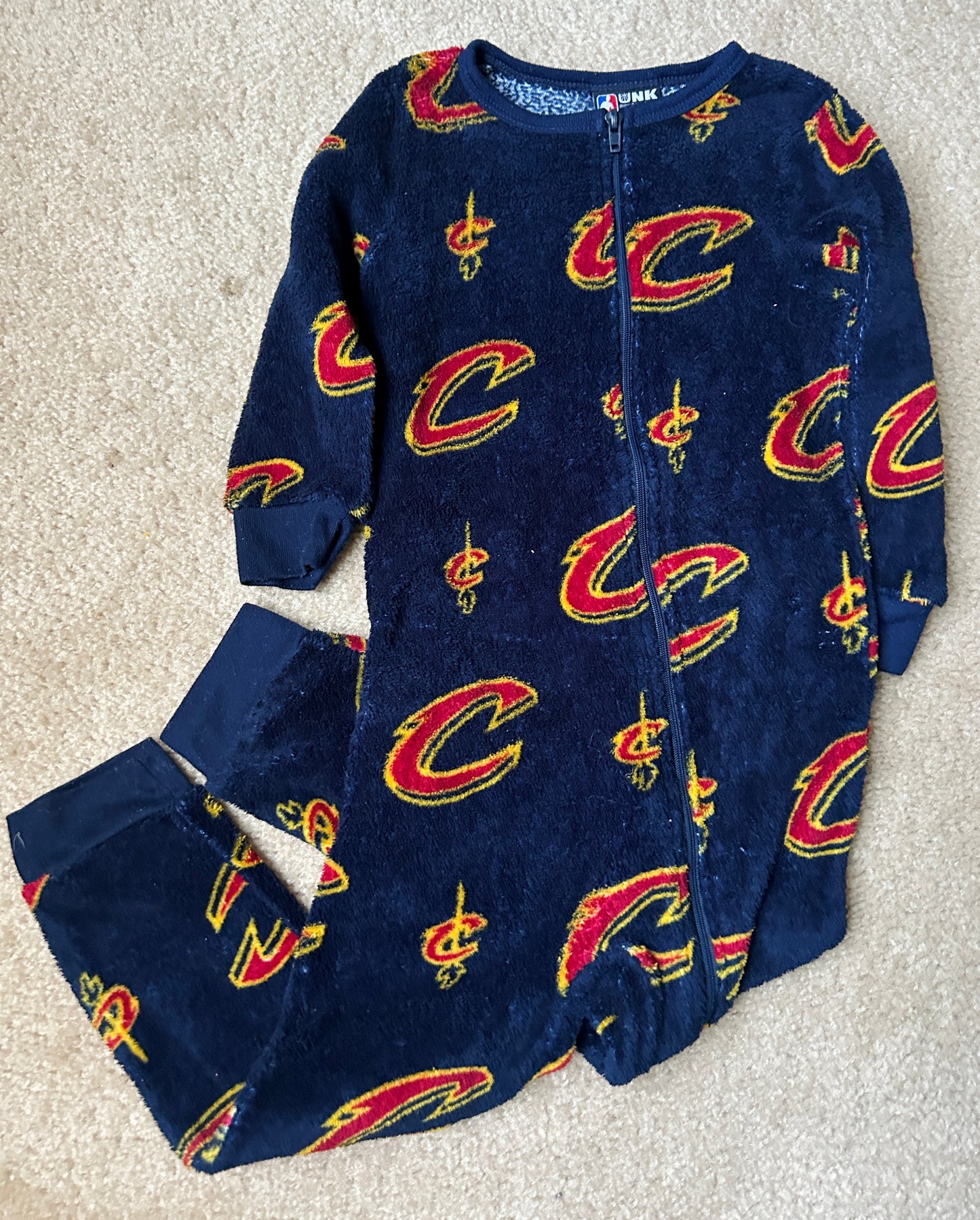 #15 4t Cavs Fuzzy Sleeper