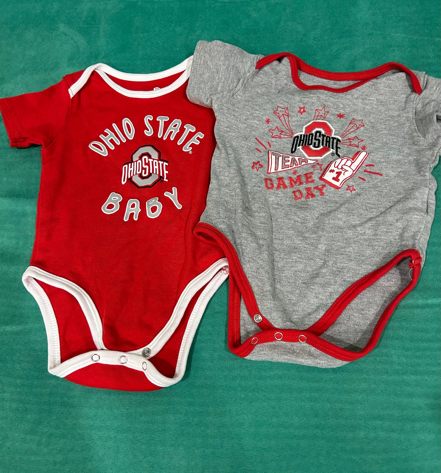 Seller 128 - Ohio State 12M Onesie Bundle