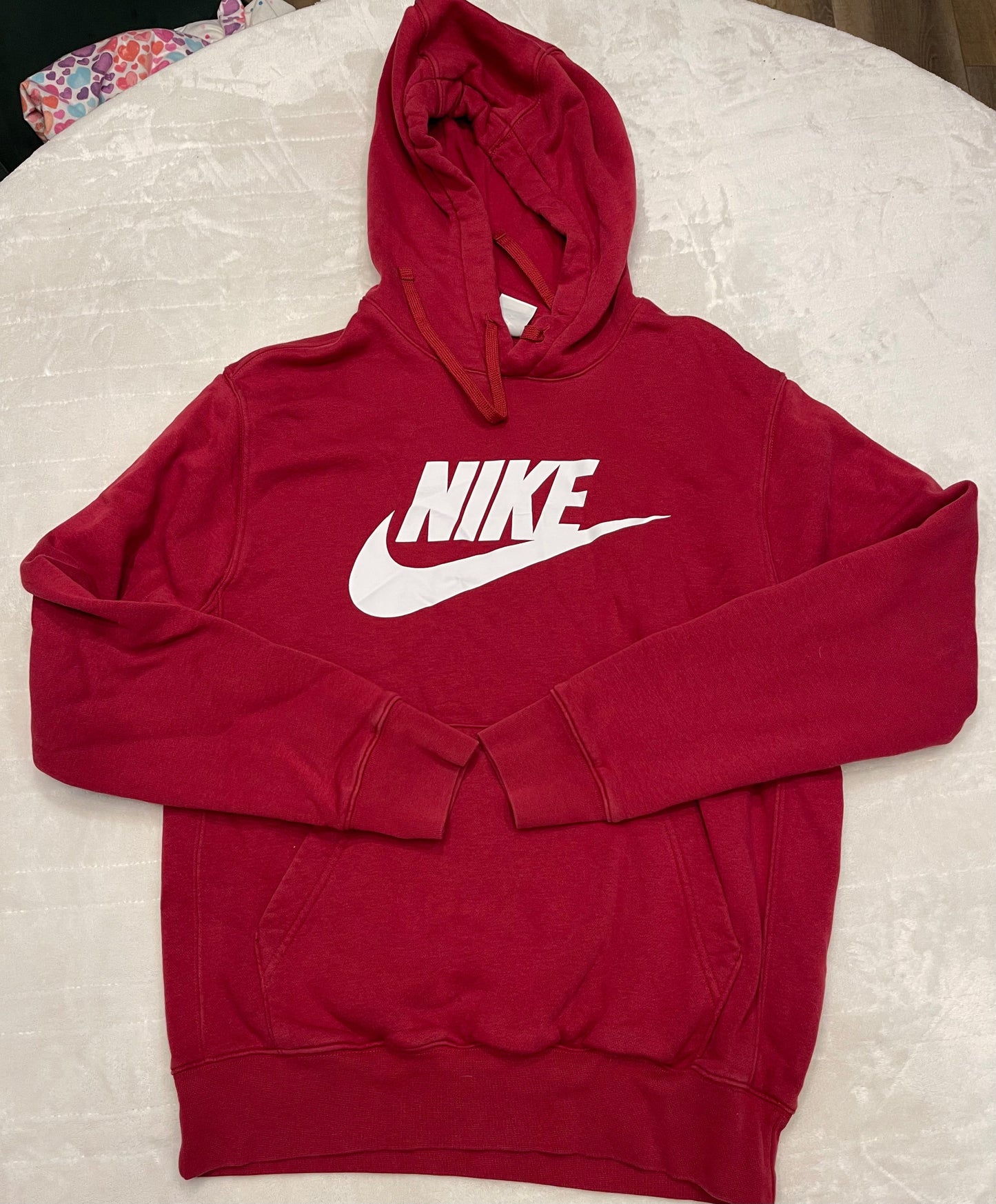#212 mens small Nike hoodie EUC