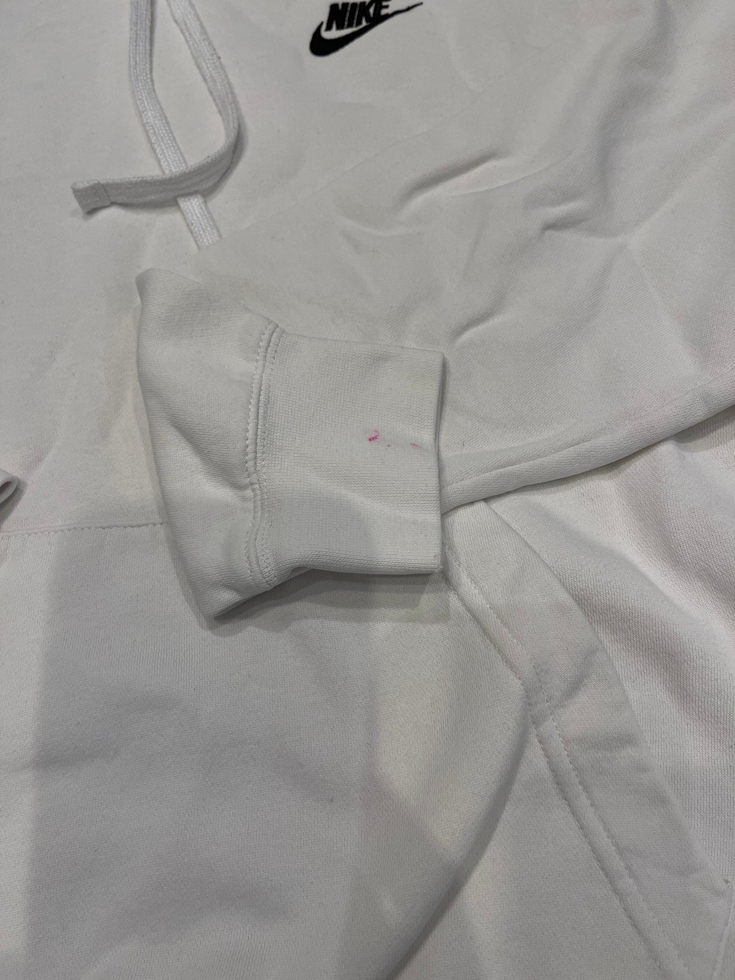 #212 mens Nike small hoodie vguc tiny spot on cuff