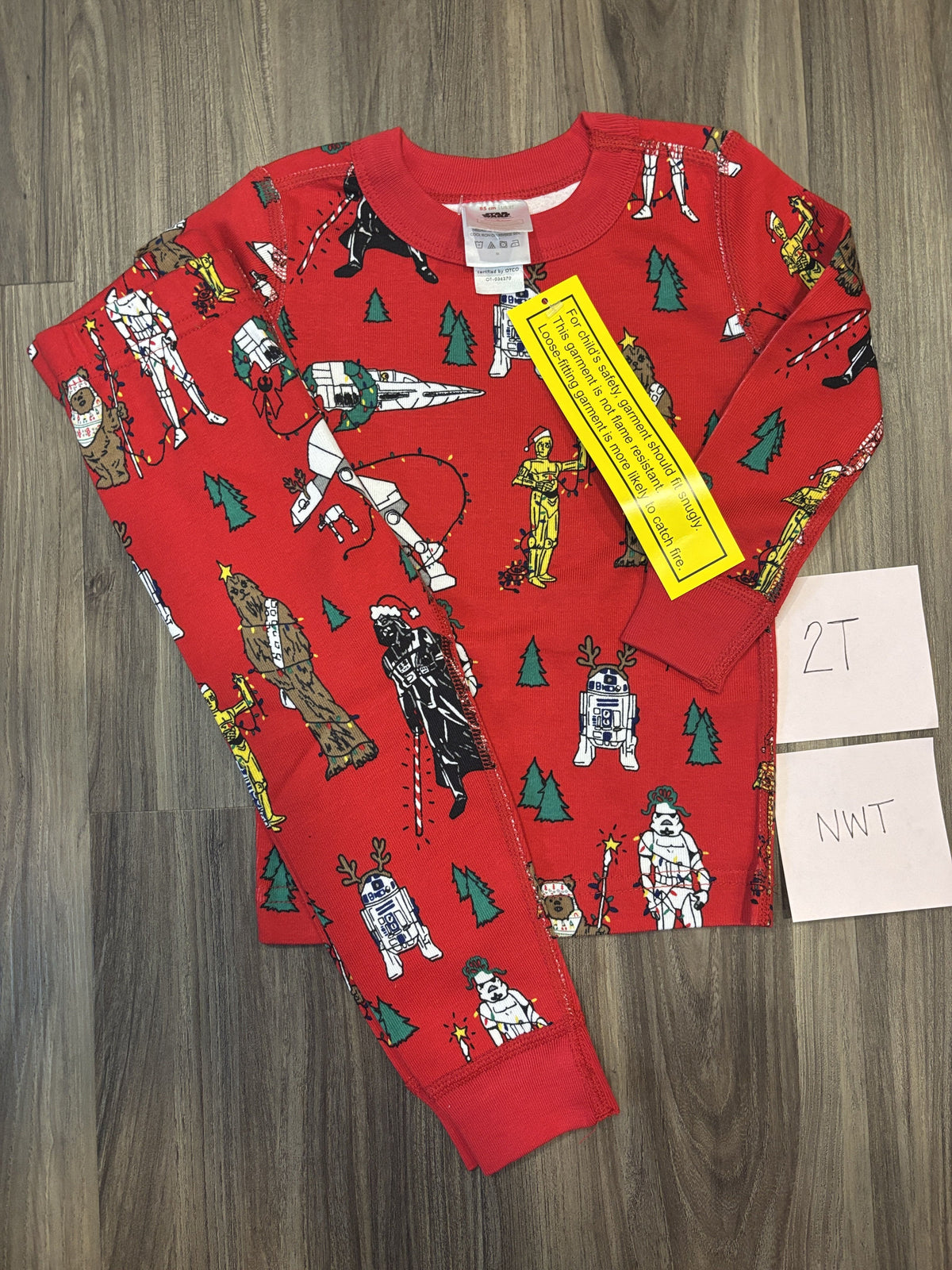 #138 - 2T NWT Hanna Andersson Star Wars Red Christmas PJs