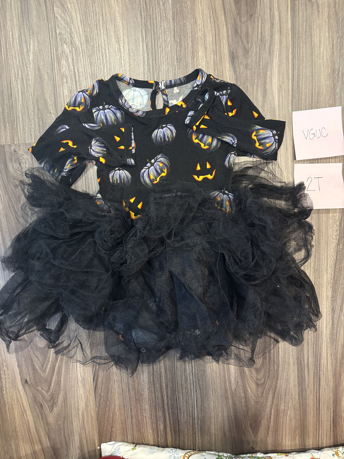 #138 - 2T VGUC Bamboo (bums & roses) Creepin it Real Halloween Tutu Twirl