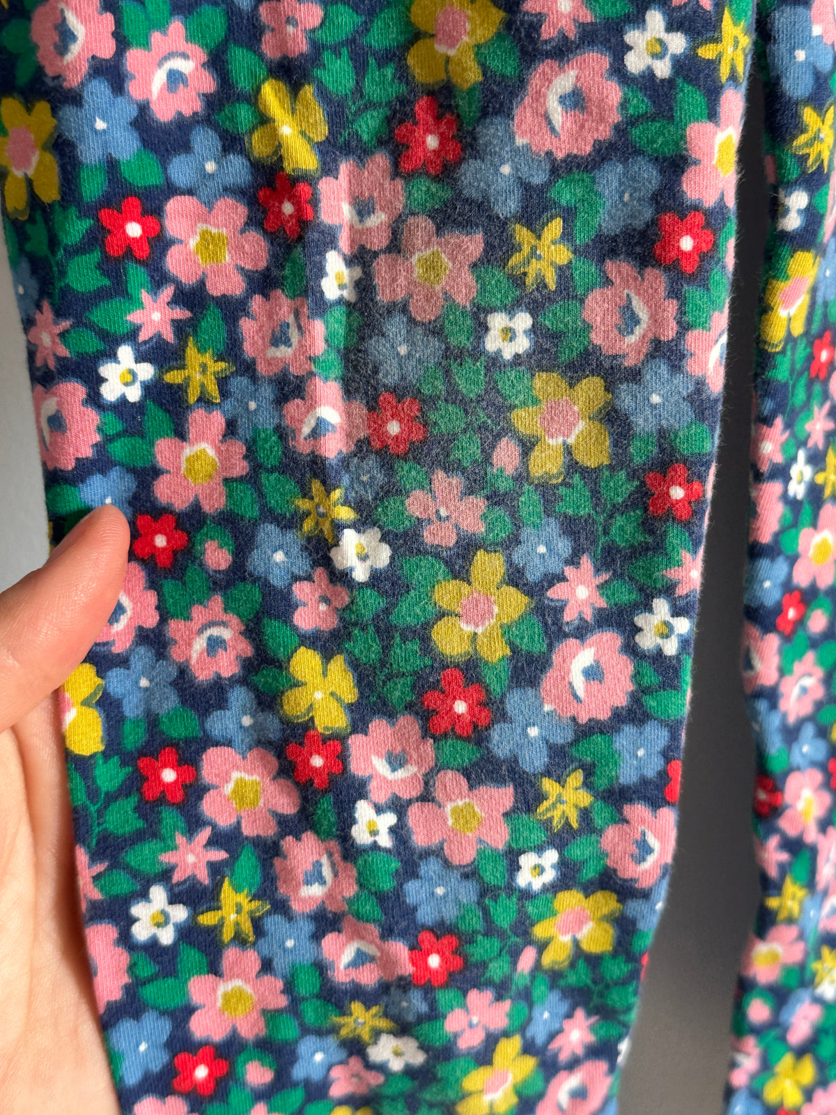 #48 Mini Boden Floral dog leggings 6-7