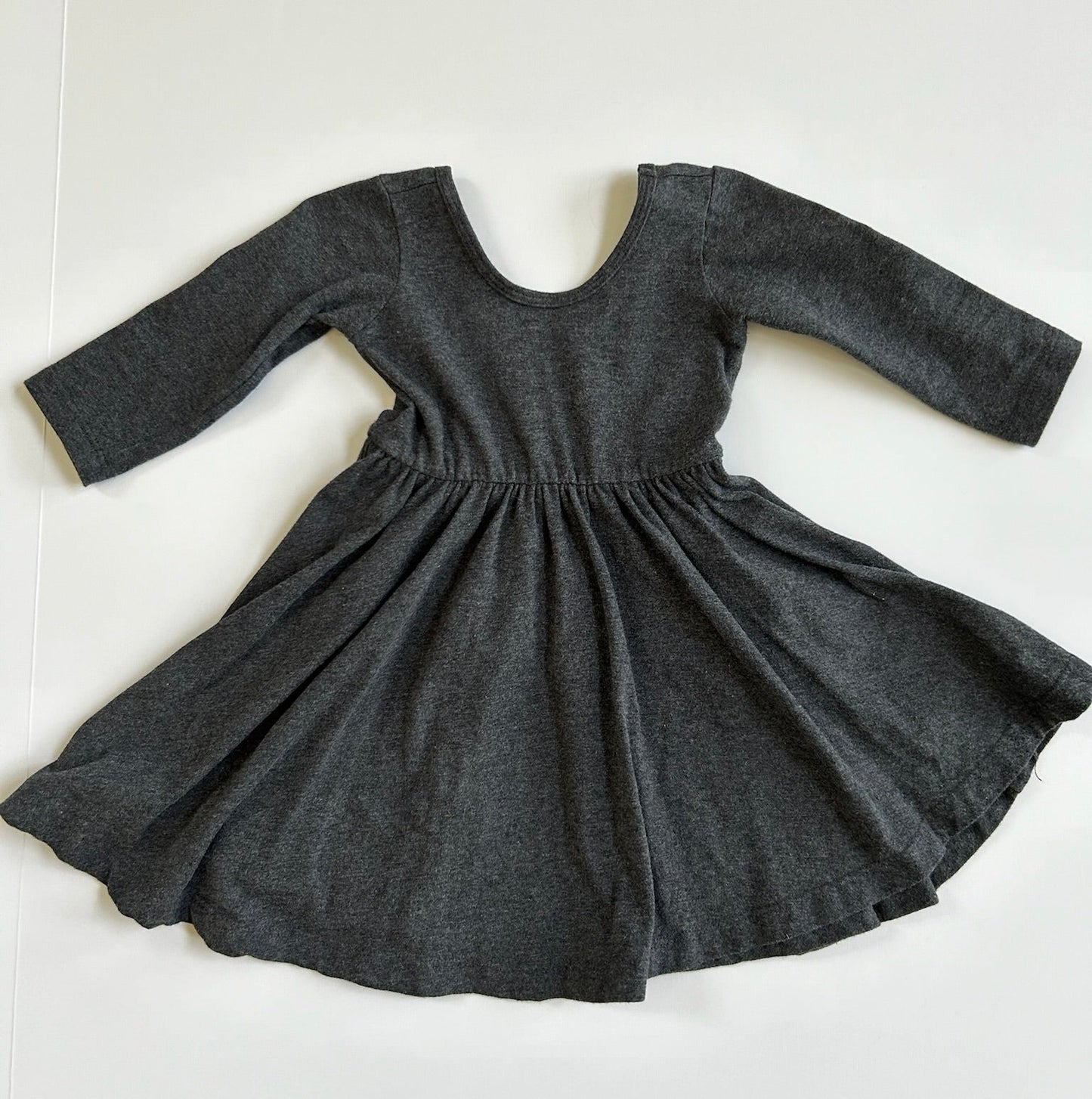 Seller #105 - 2T Girls Gray Alice and Ames Dress VGUC