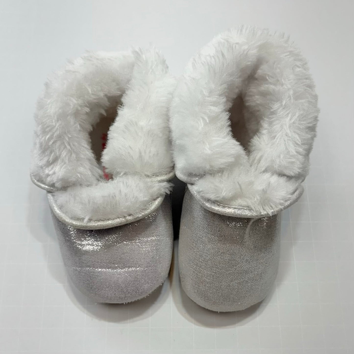 Seller 189 Girls 6-12m Surprize by Stride Rite Sparkly Faux Fur Booties/Crib Shoes NWOT