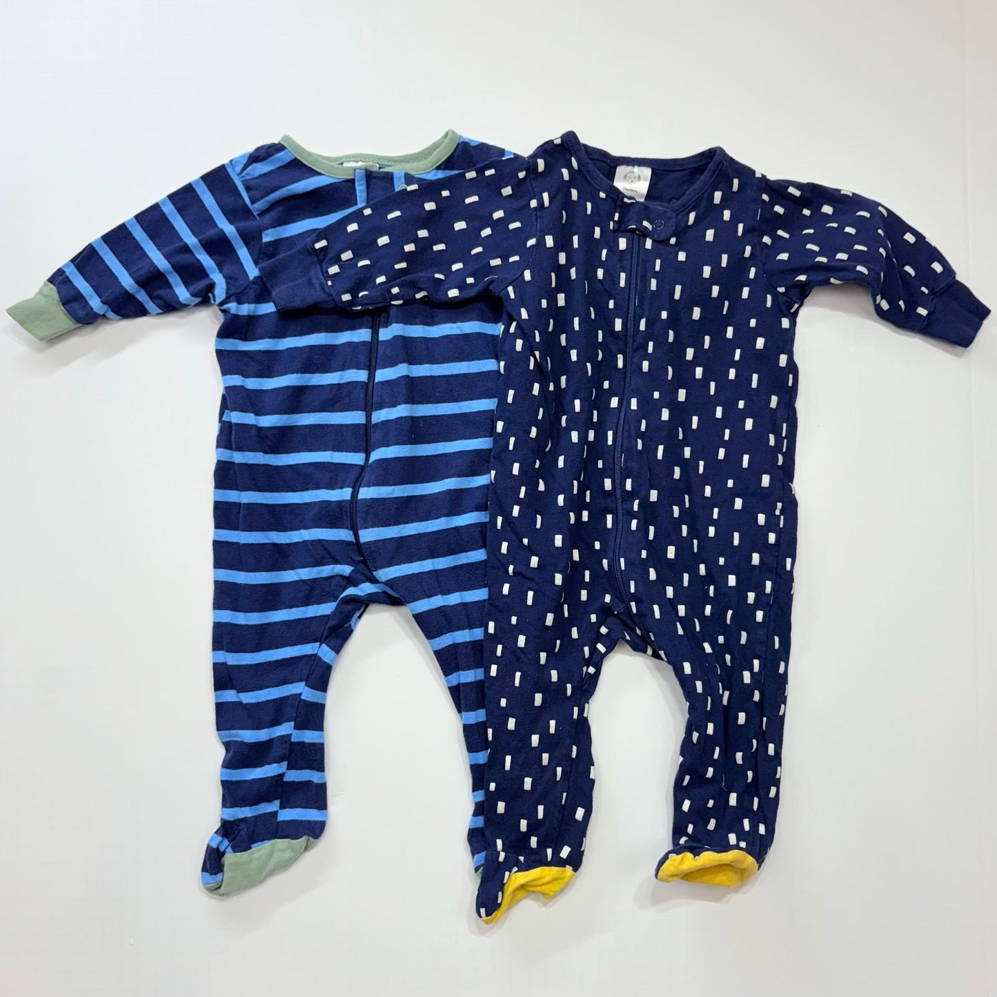 Seller 189 Boys 3-6m Gerber Zipper Footie Pajamas Bundle (2) EUC